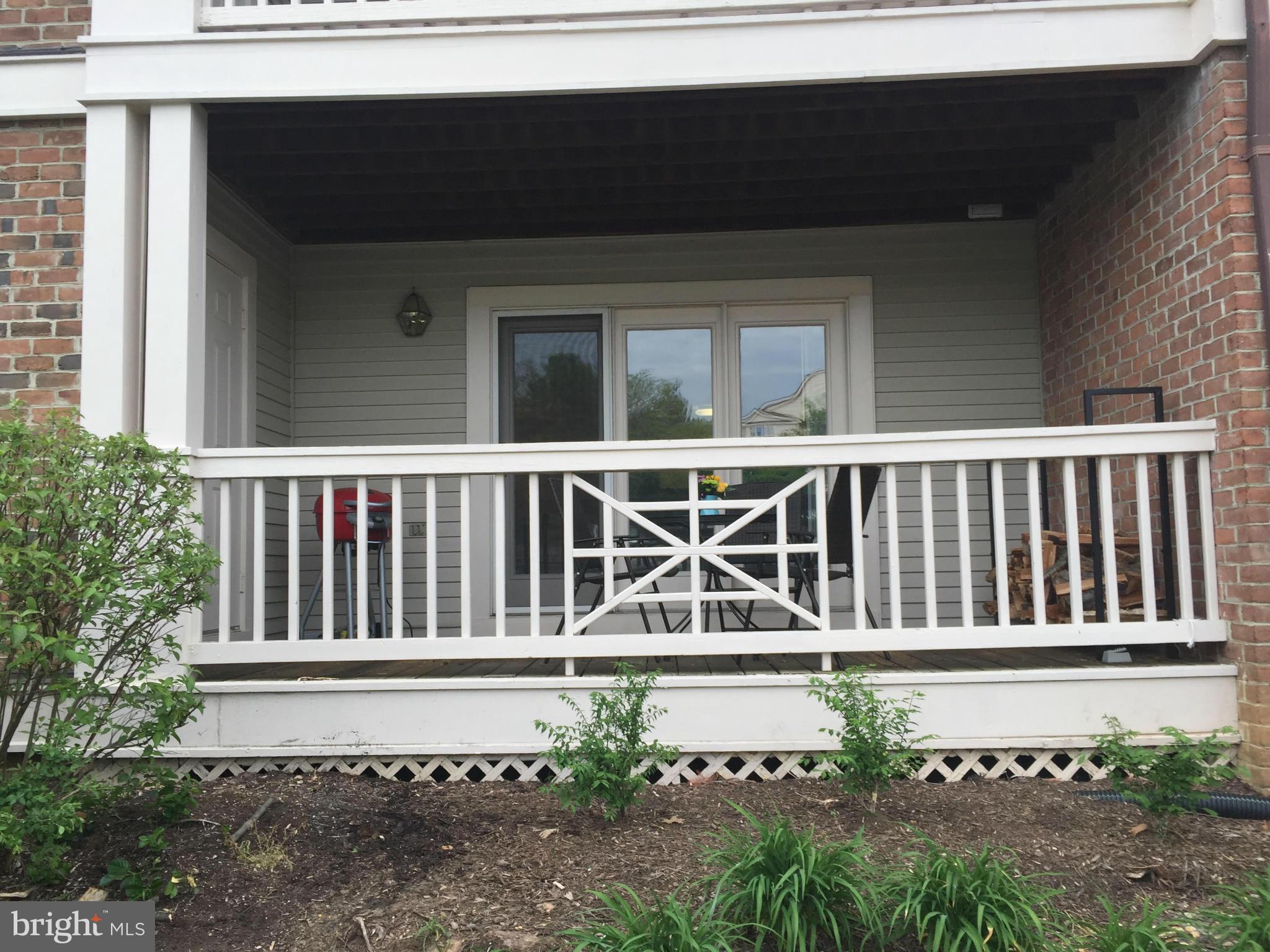 STRATFORD PLACE AT KINGS - Residential