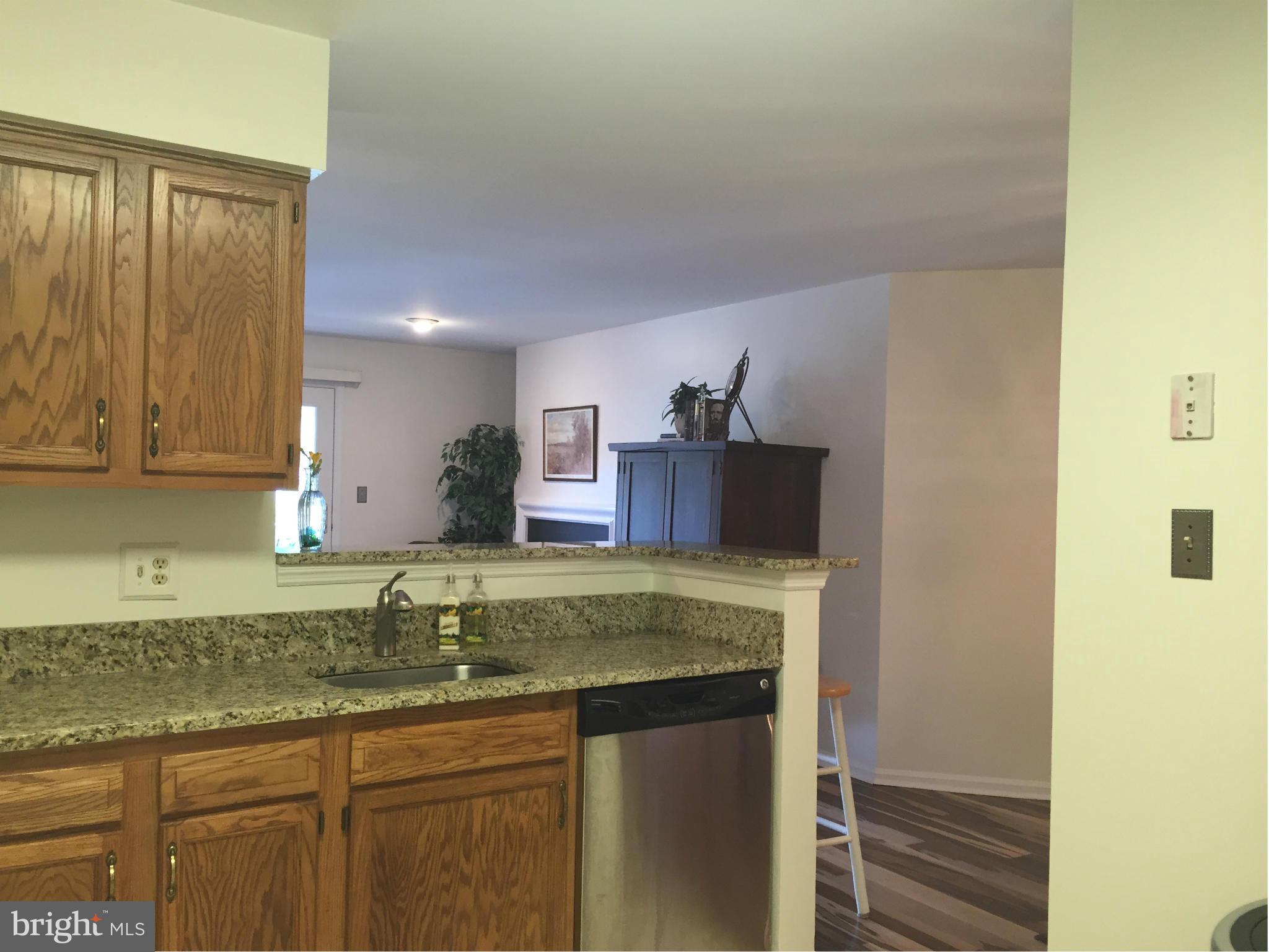 STRATFORD PLACE AT KINGS - Residential