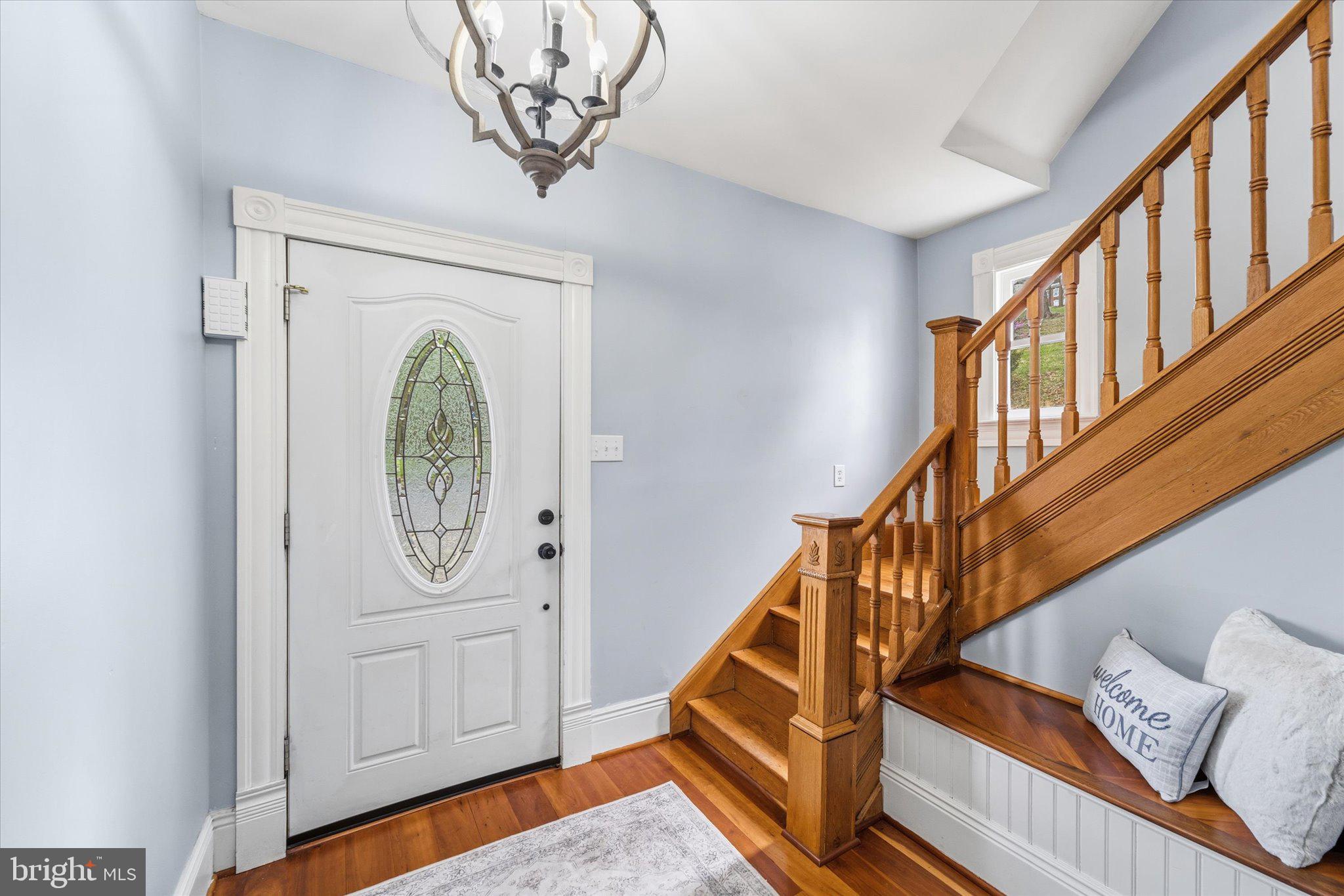 NORTH RIVER TOWN - Residential