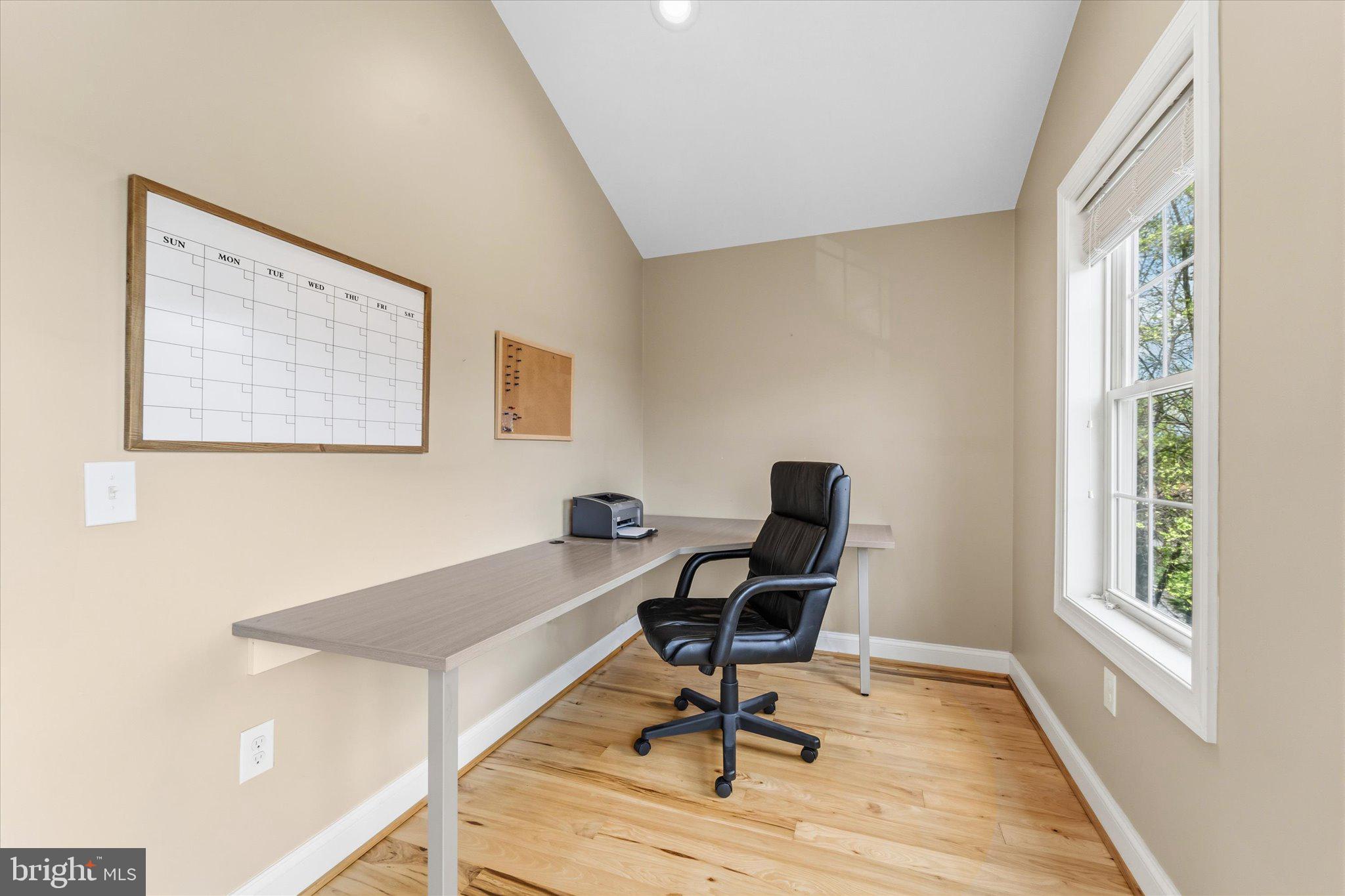 NORTH RIVER TOWN - Residential