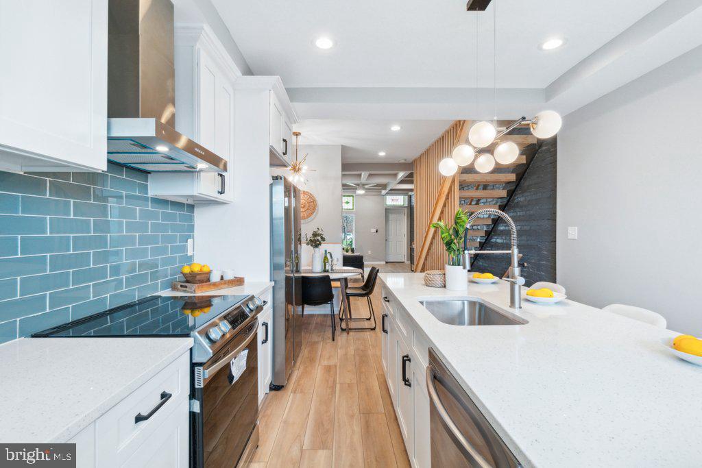 HAMPDEN HISTORIC DISTRICT - Residential