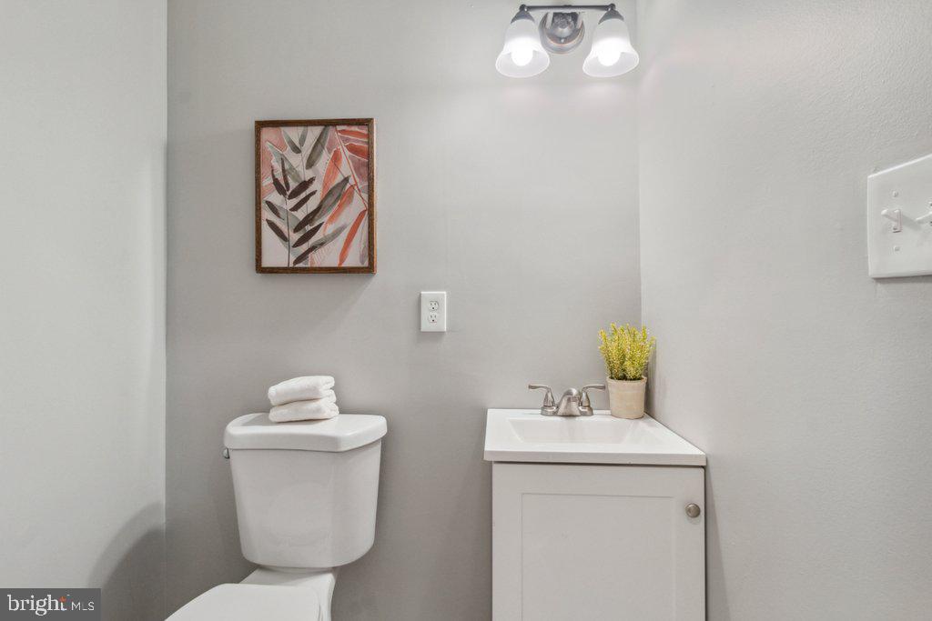 HAMPDEN HISTORIC DISTRICT - Residential