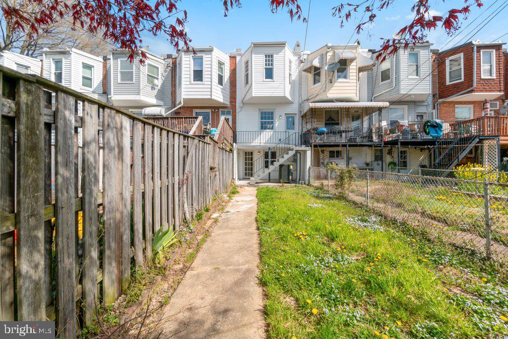 HAMPDEN HISTORIC DISTRICT - Residential