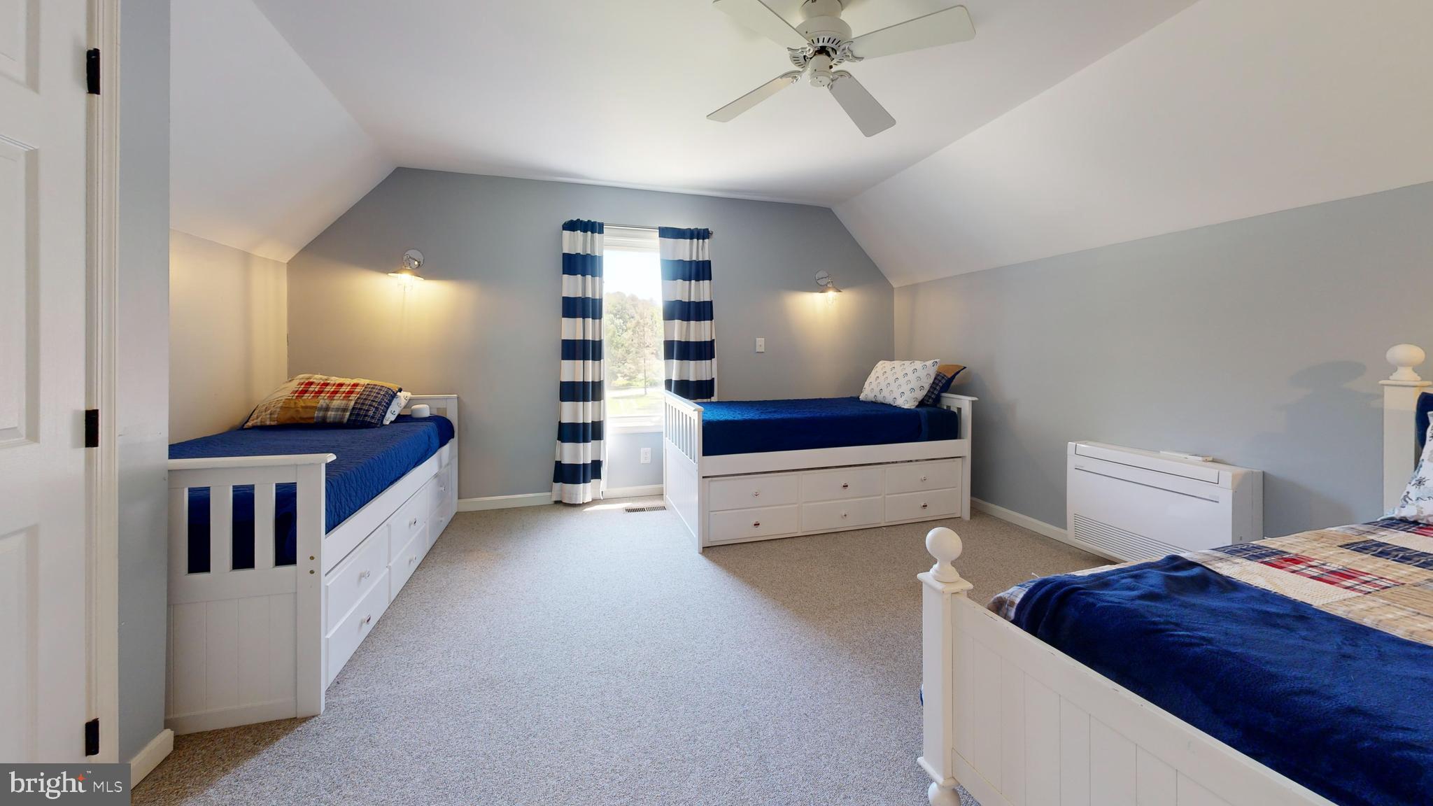 PAW PAW COVE - Residential