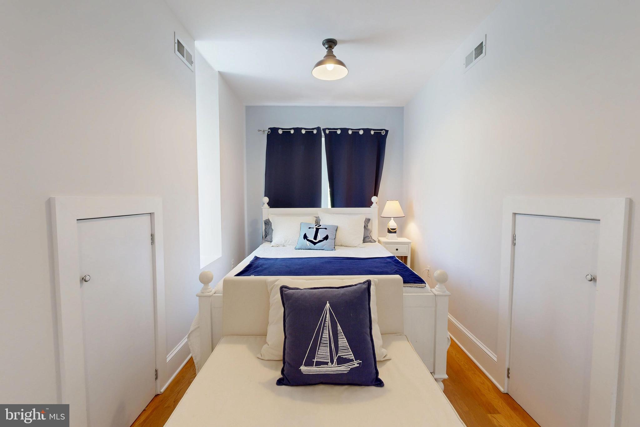 PAW PAW COVE - Residential