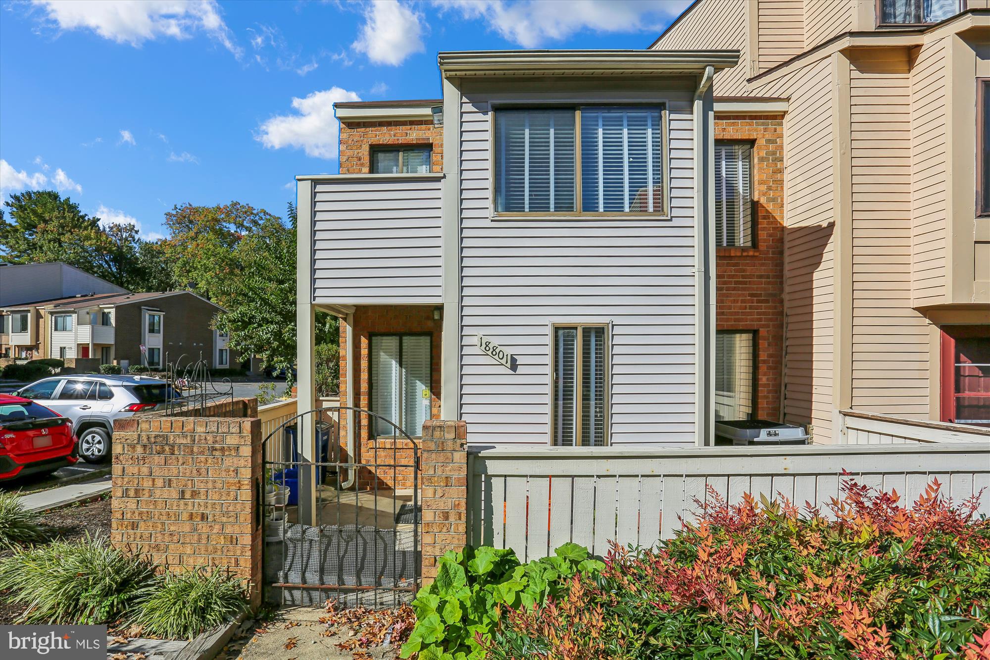 NATHANS HILL - Residential Lease