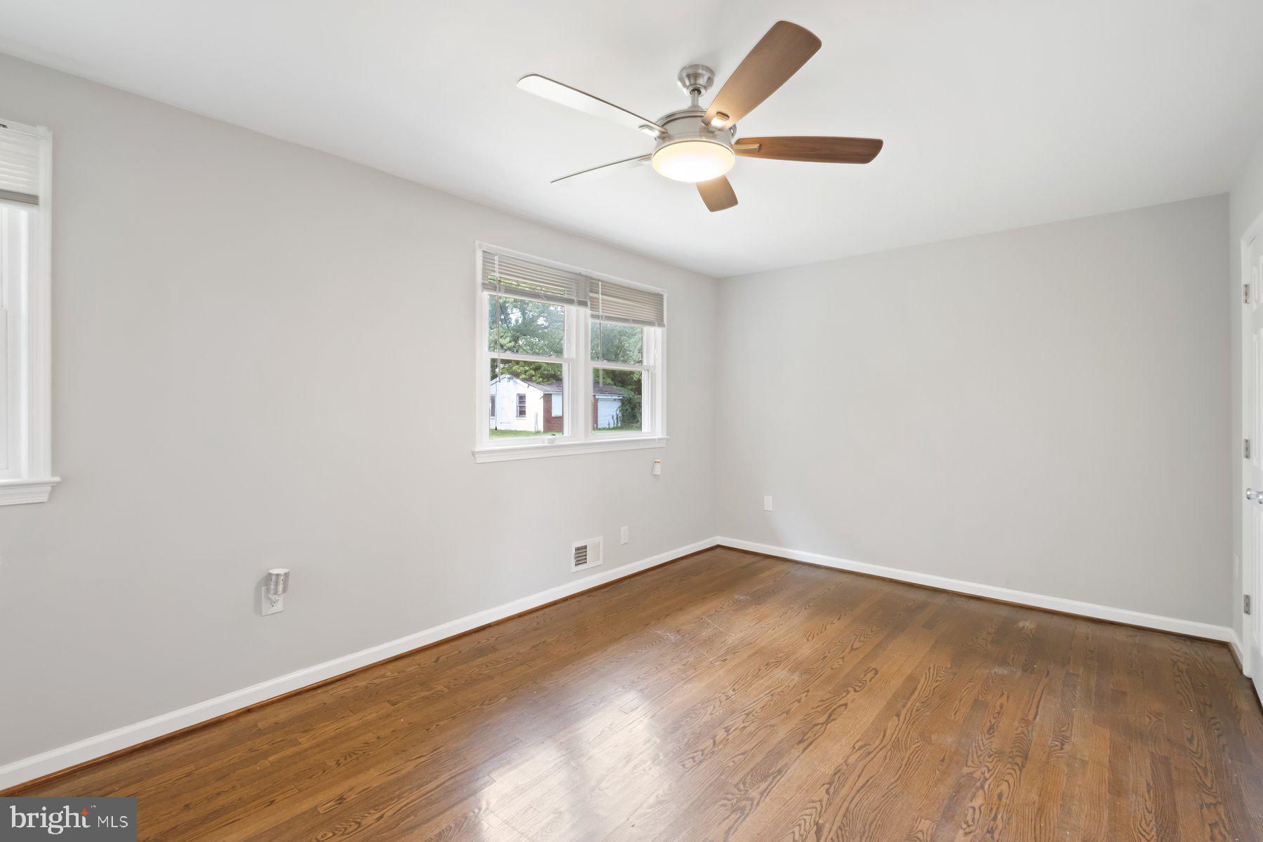 SUNNY ACRES - Residential