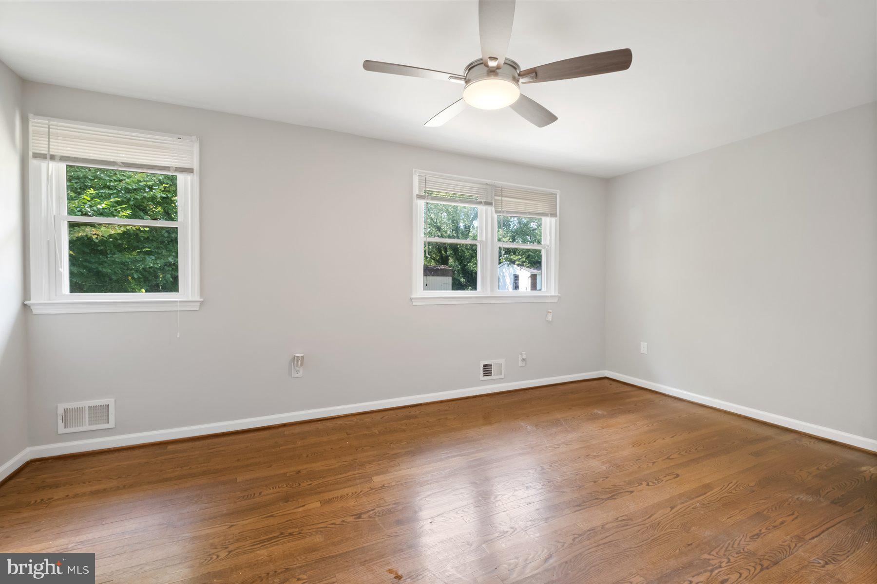 SUNNY ACRES - Residential