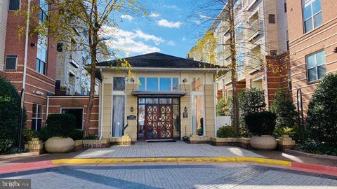 Condo For Rent - 9480 Virginia Center Boulevard #12<br/> VIENNA, VA 22181