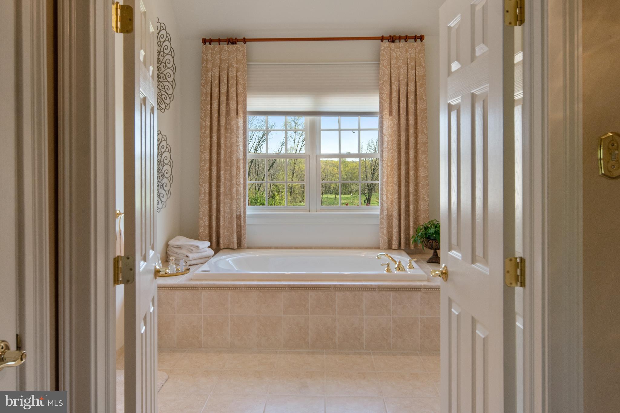 LOOKWAY COURT - Residential