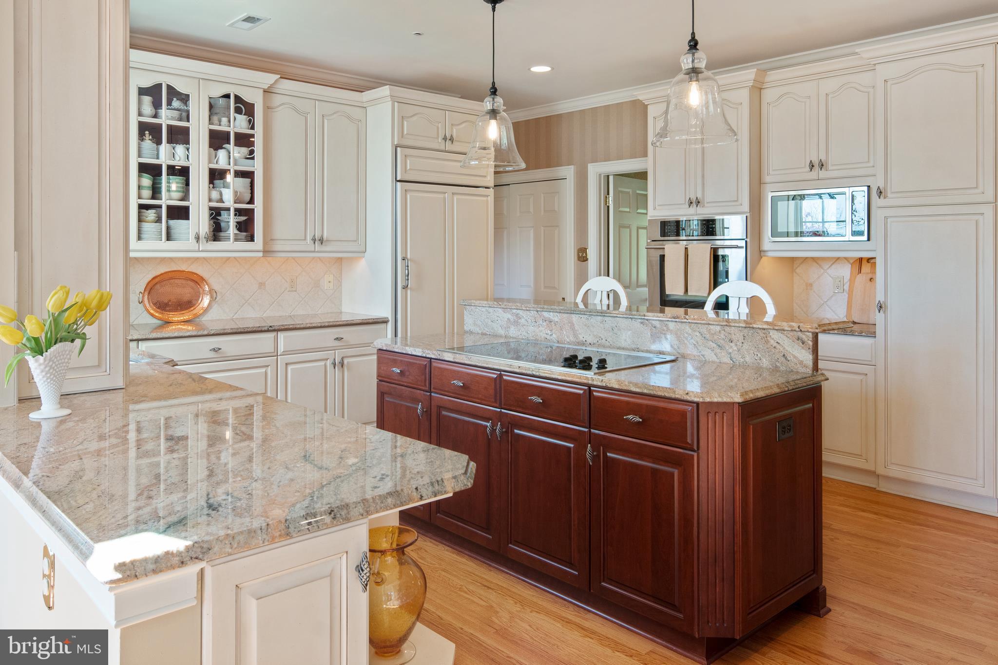 LOOKWAY COURT - Residential