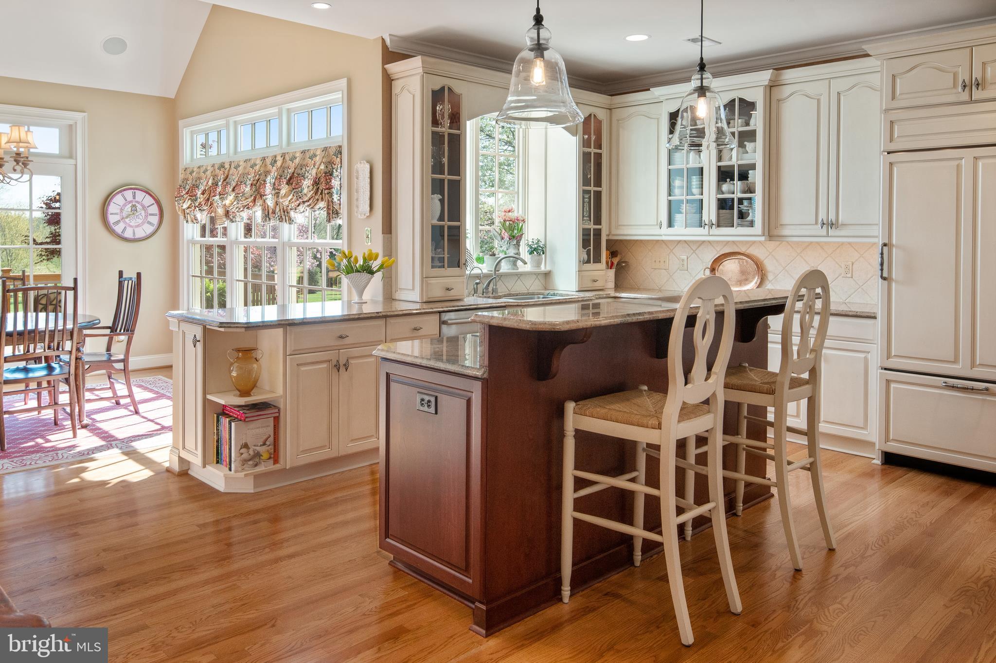 LOOKWAY COURT - Residential