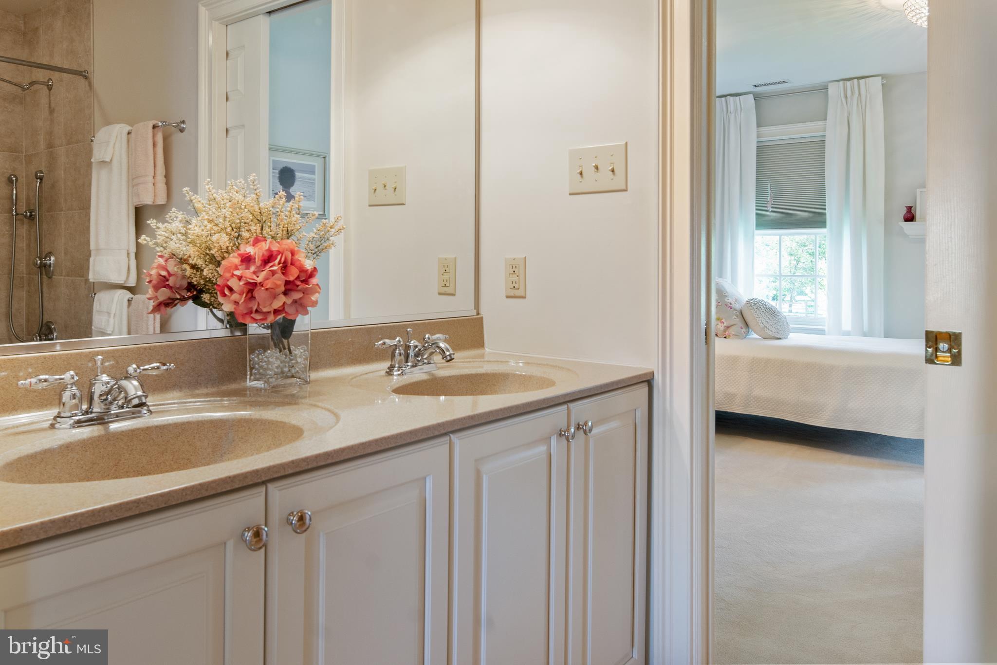 LOOKWAY COURT - Residential