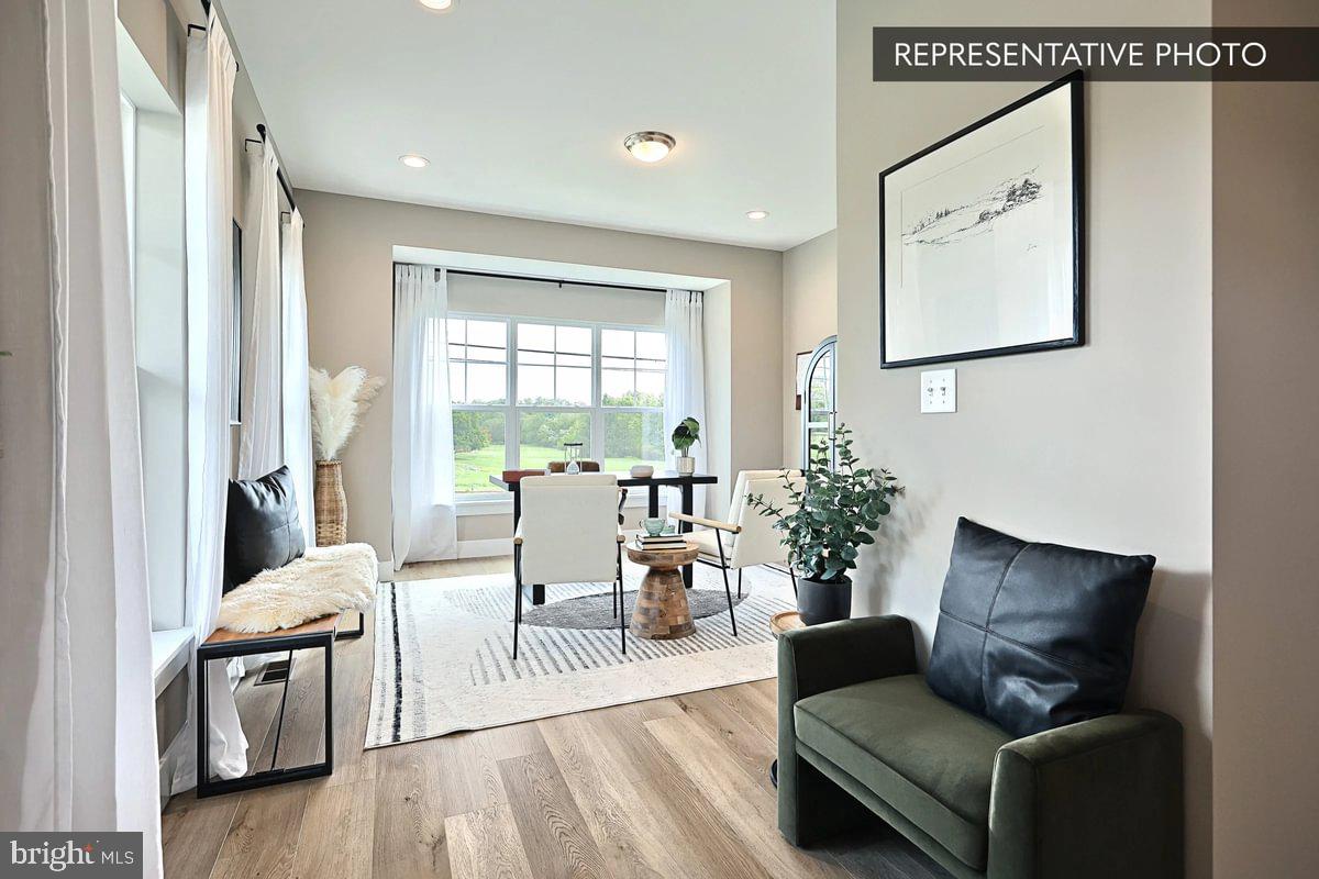 HAMPTON HEIGHTS - Residential