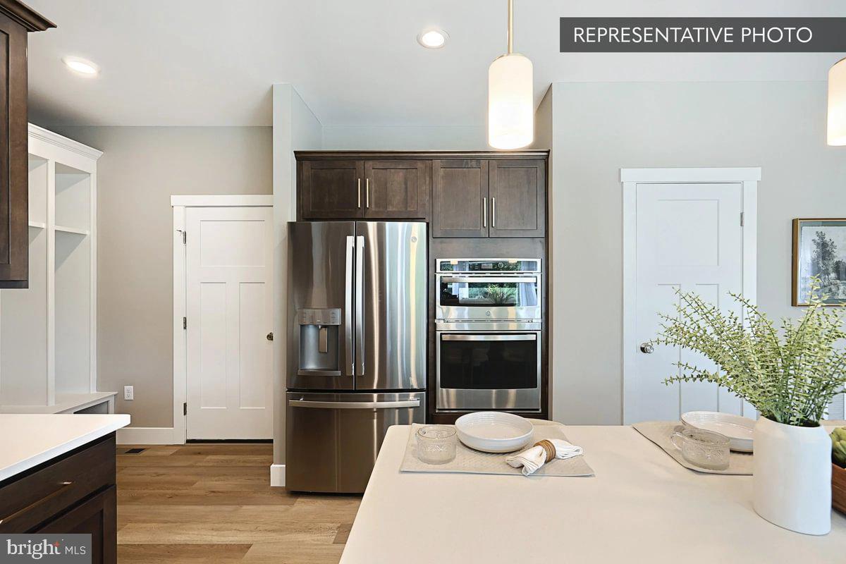 HAMPTON HEIGHTS - Residential