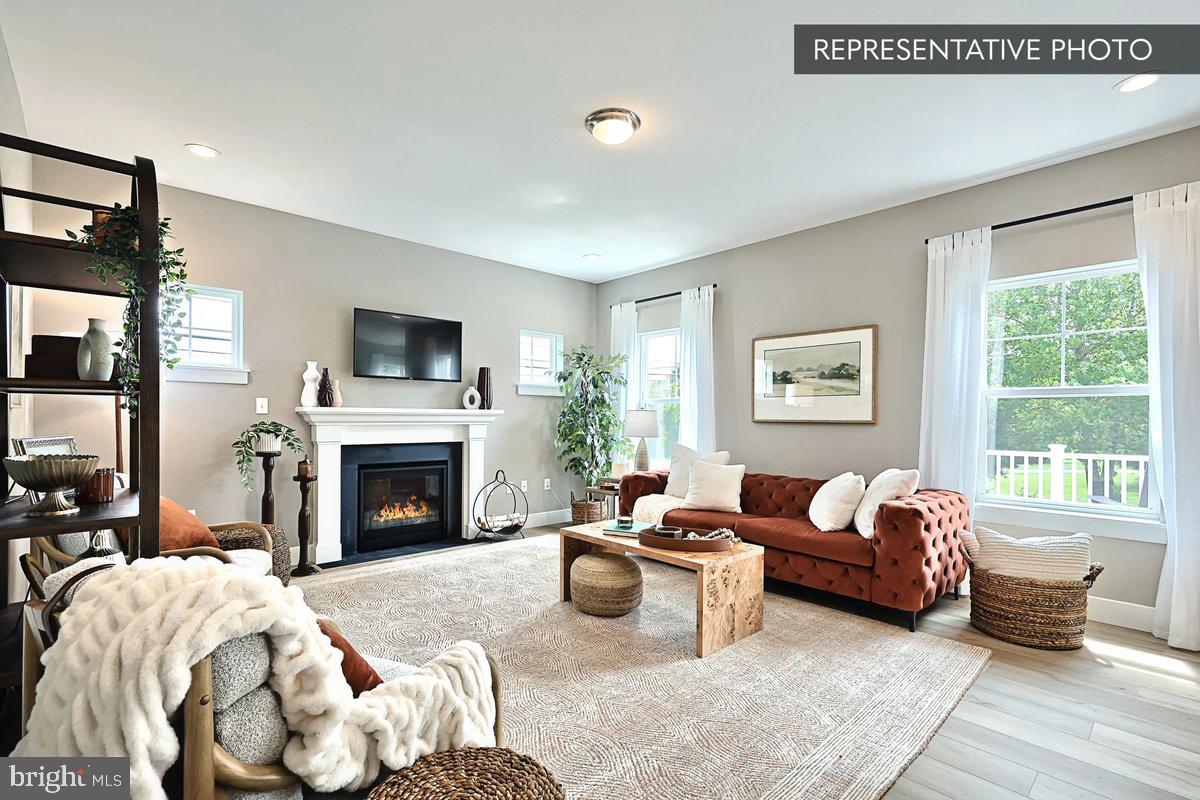 HAMPTON HEIGHTS - Residential