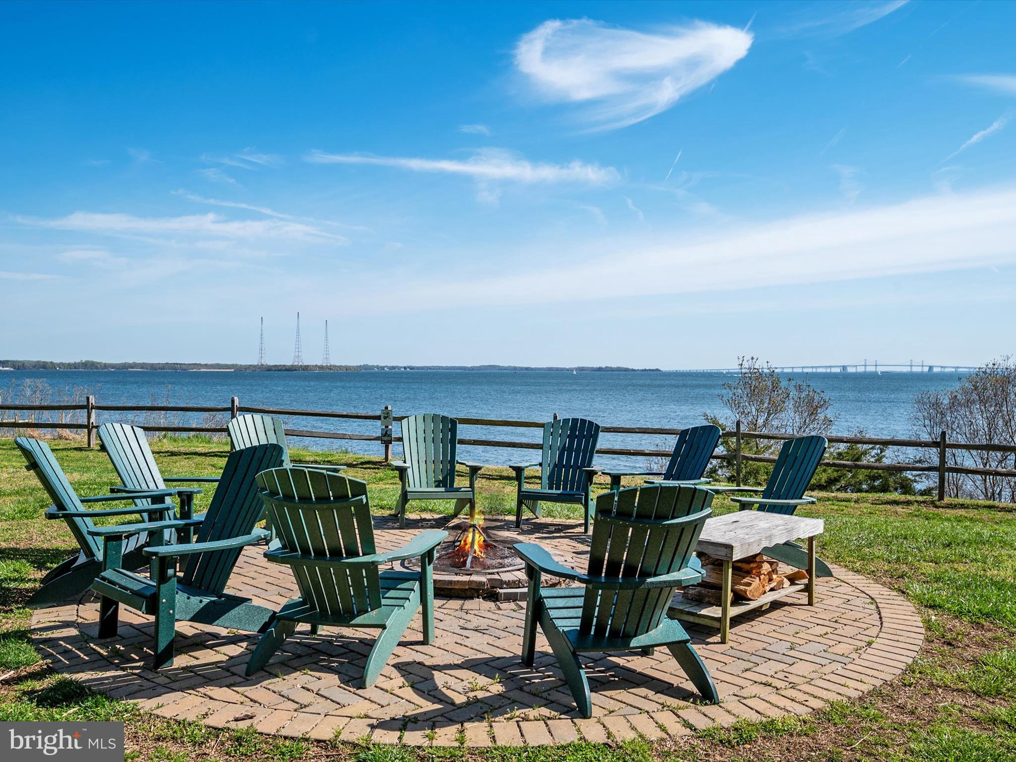 ANNAPOLIS ROADS - Residential