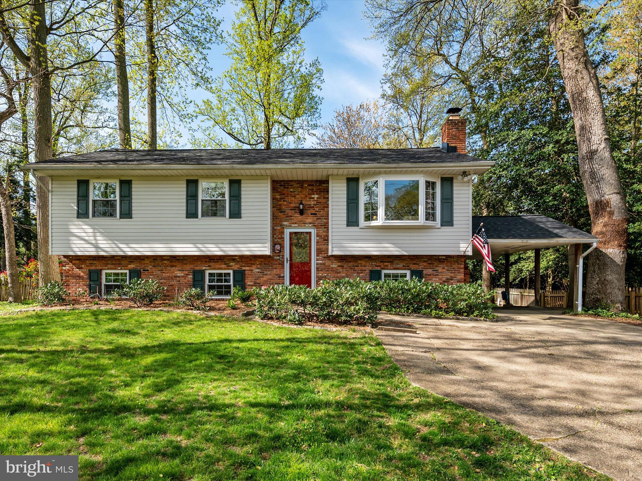 ANNAPOLIS ROADS - Residential