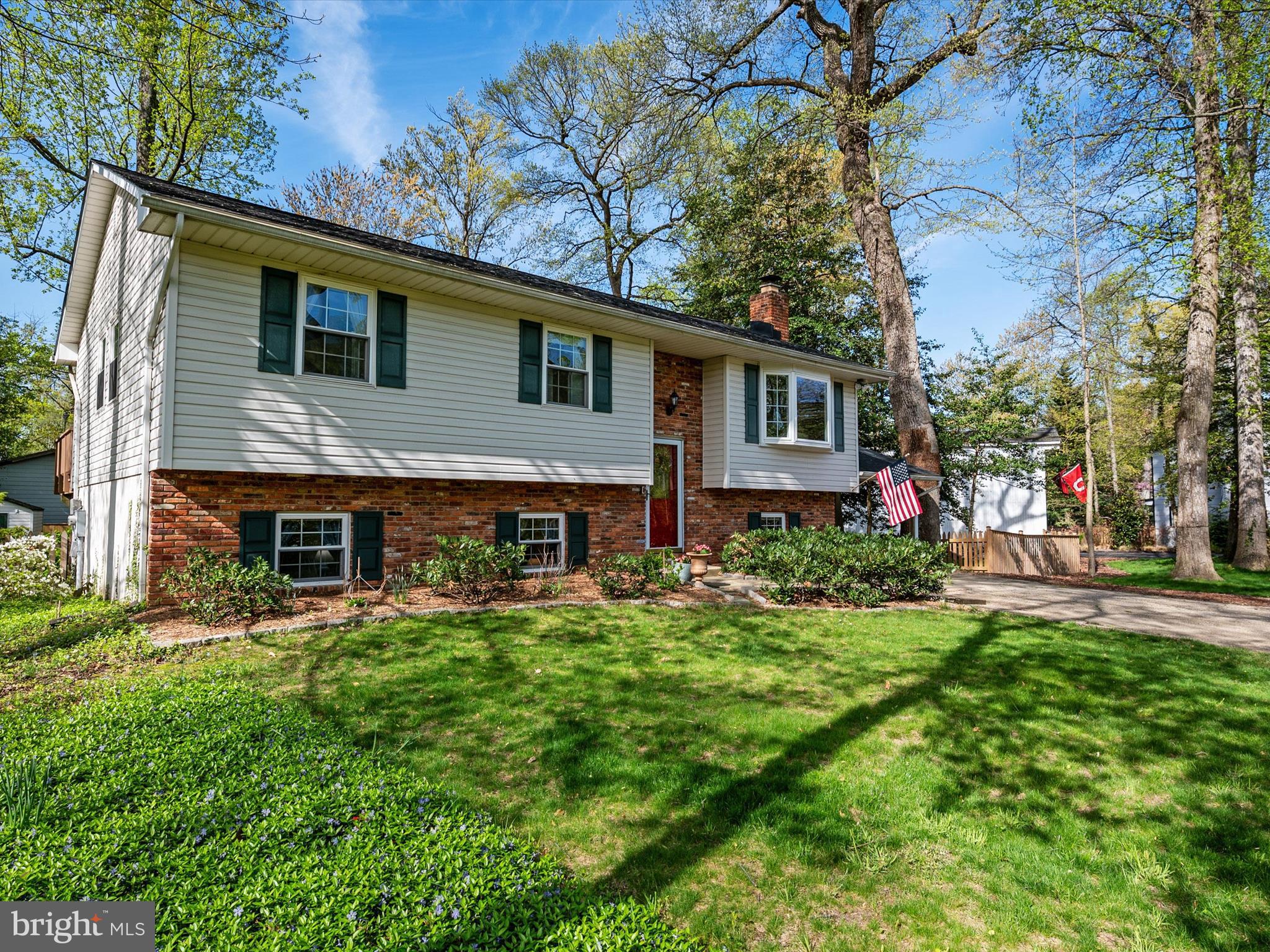 ANNAPOLIS ROADS - Residential