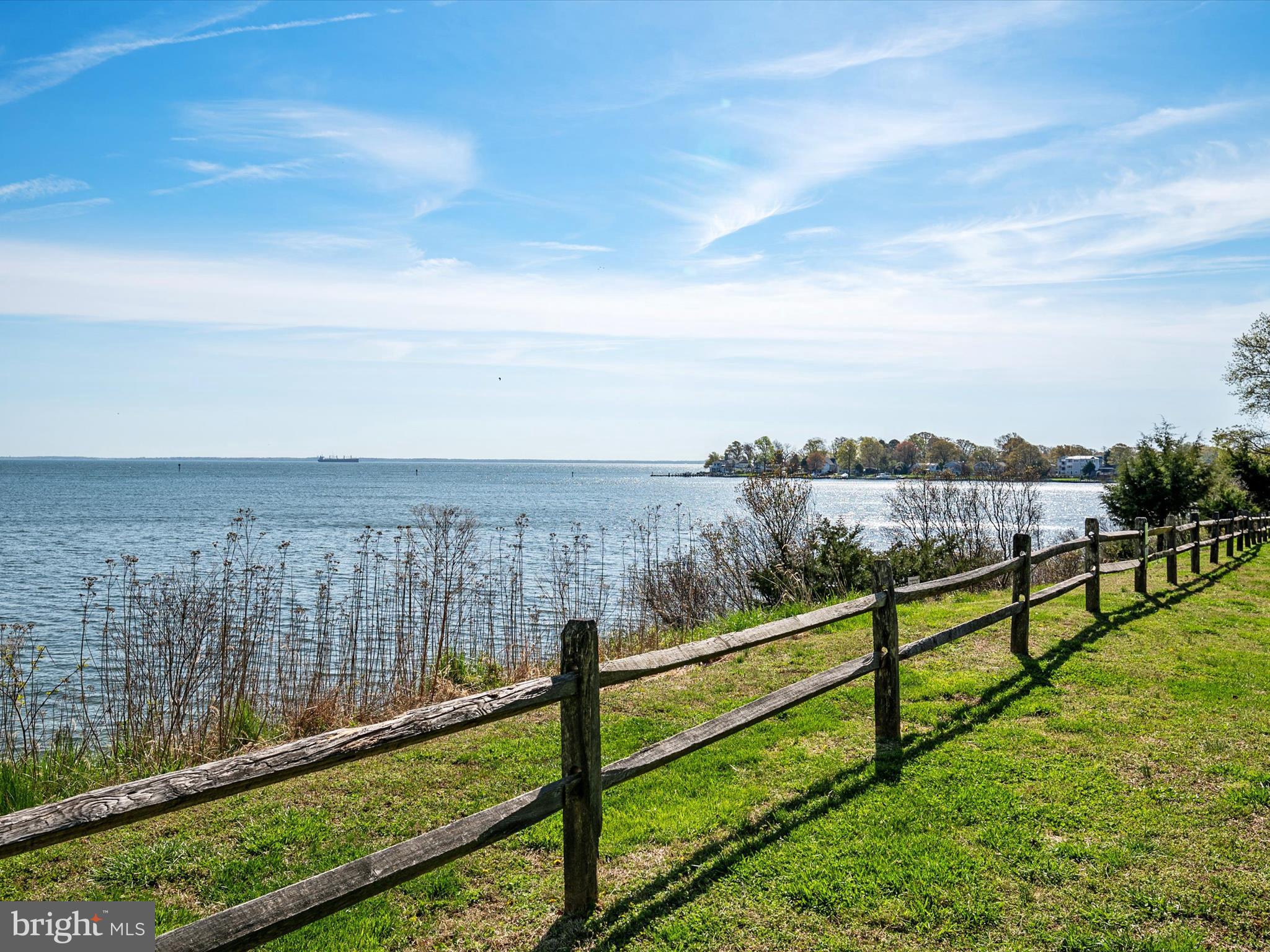 ANNAPOLIS ROADS - Residential