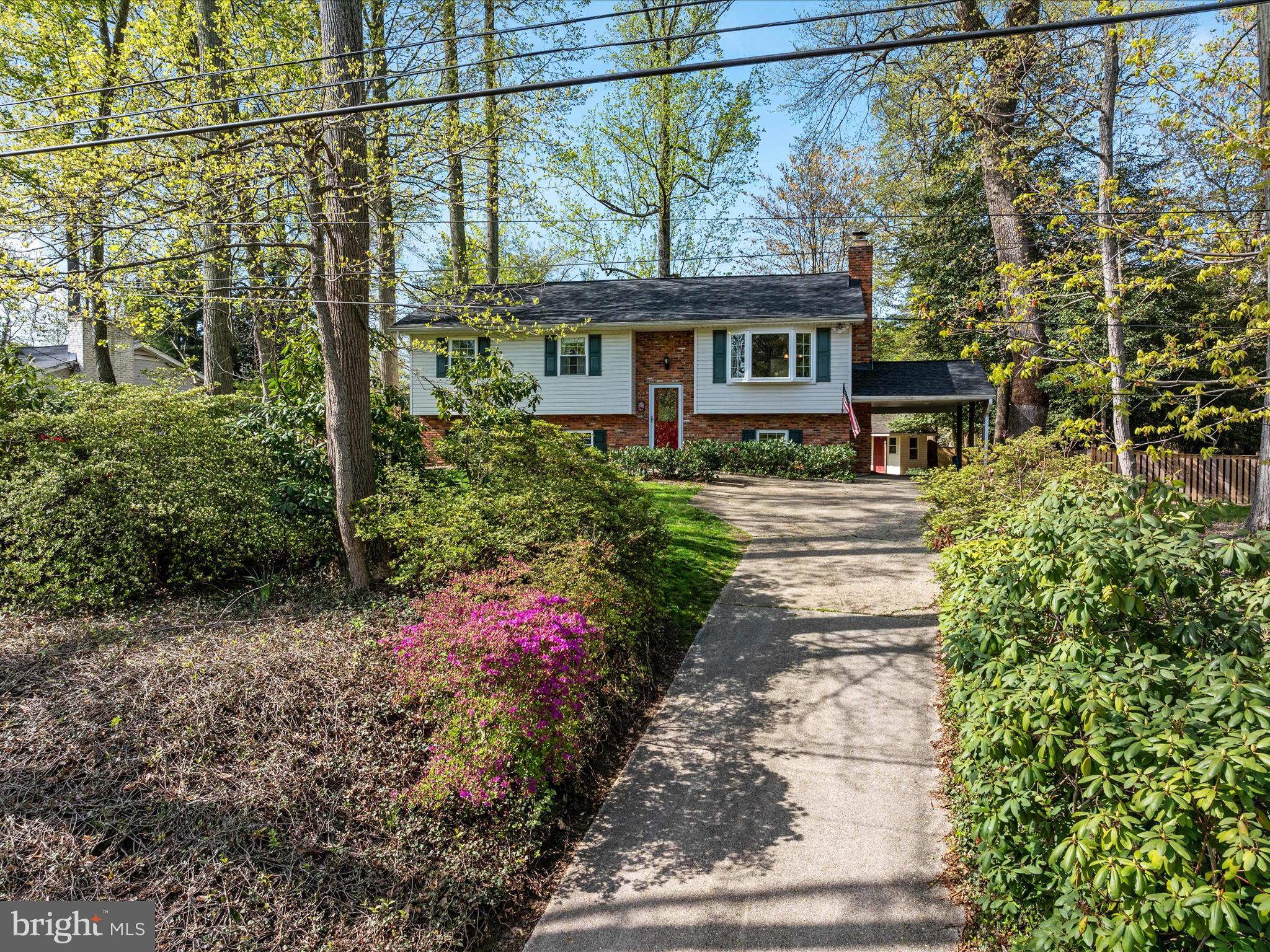 ANNAPOLIS ROADS - Residential