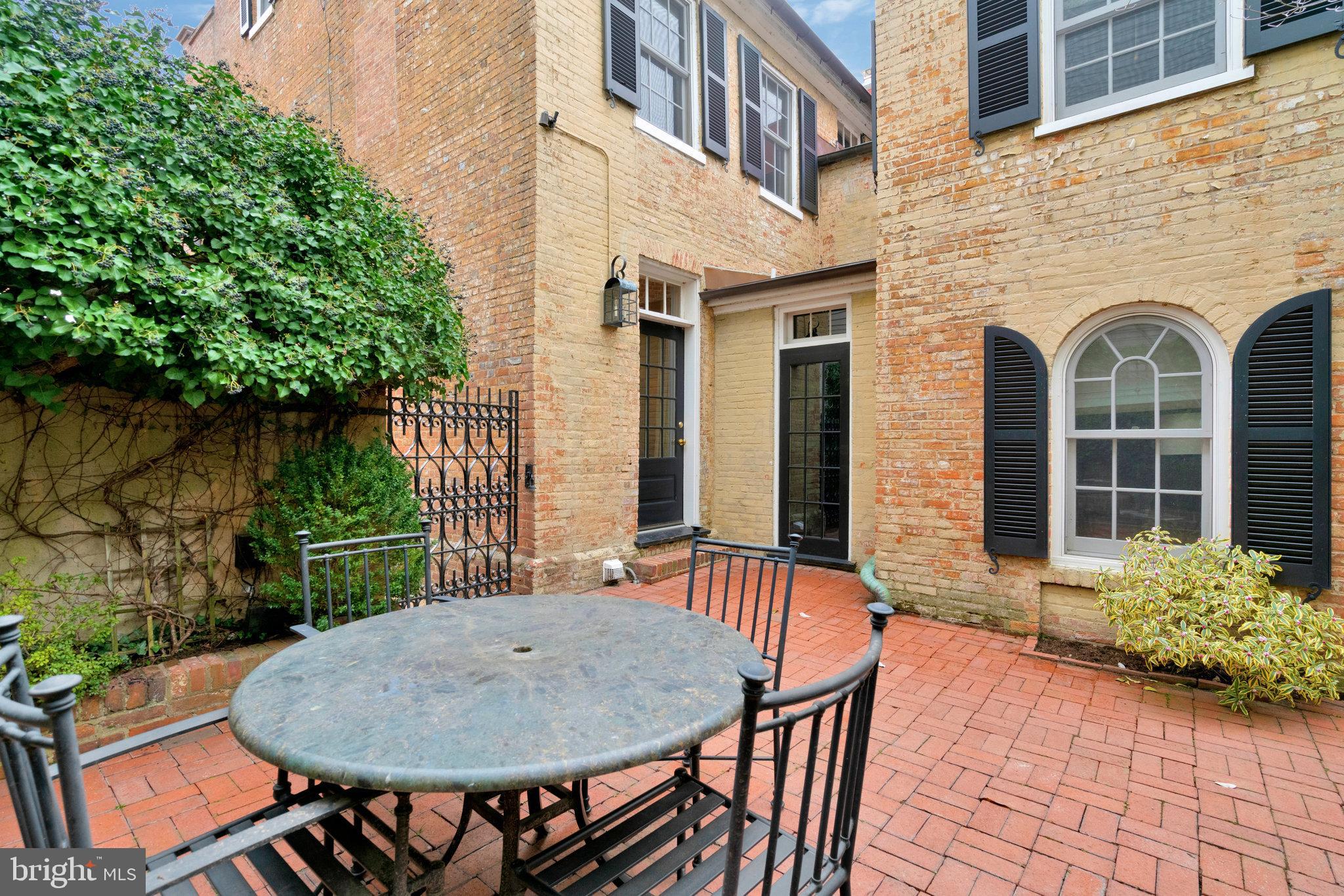 OLD TOWN SE QUADRANT - Residential