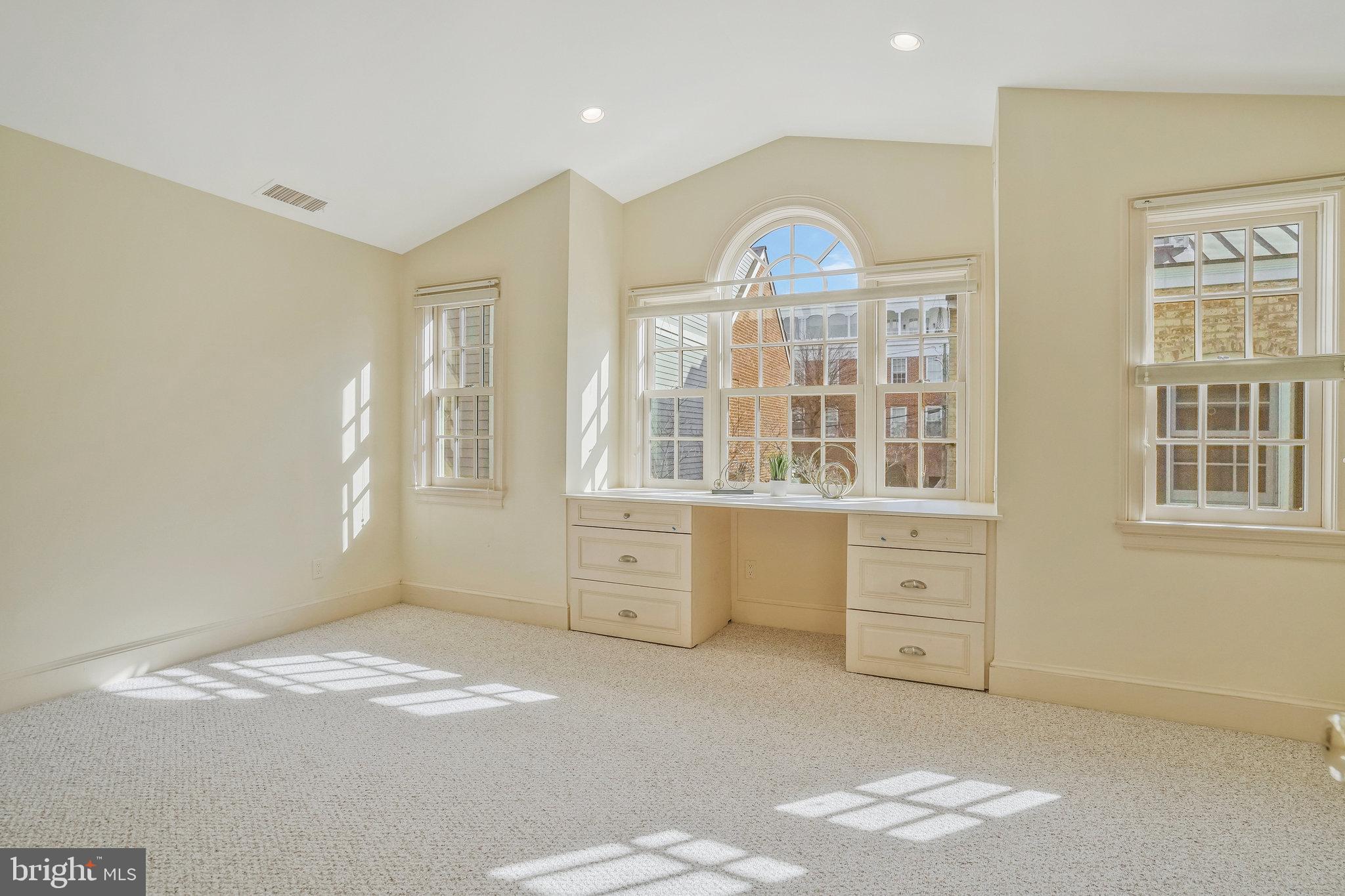 OLD TOWN SE QUADRANT - Residential