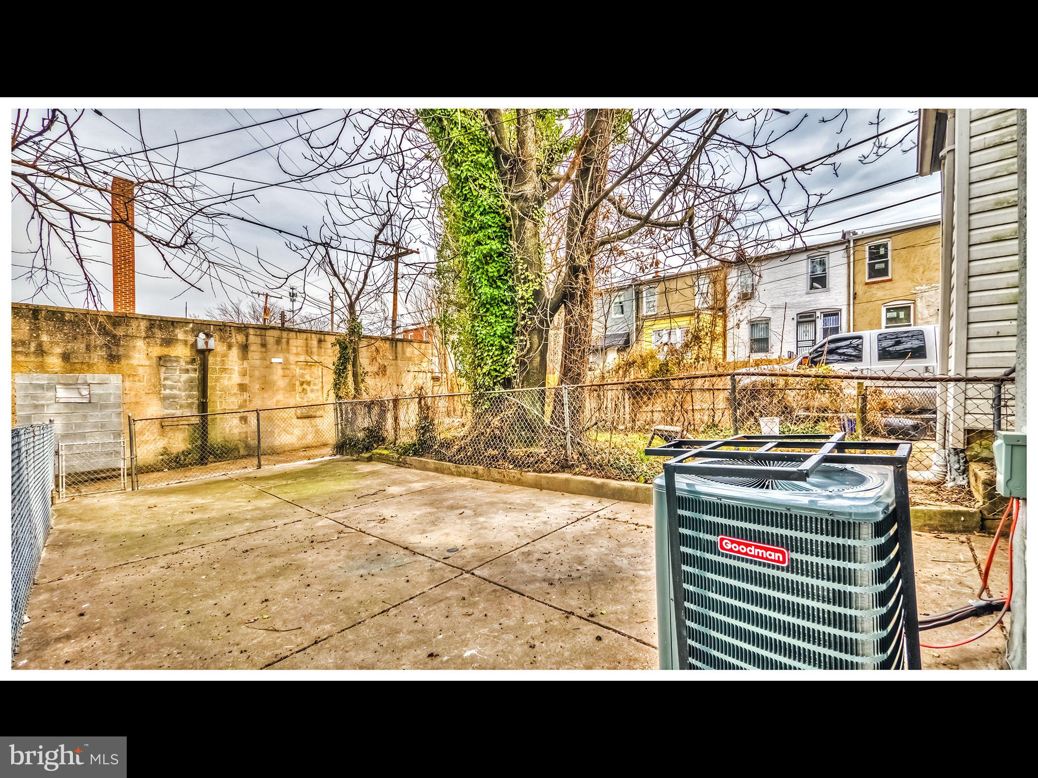 EAST BALTIMORE MIDWAY - Residential