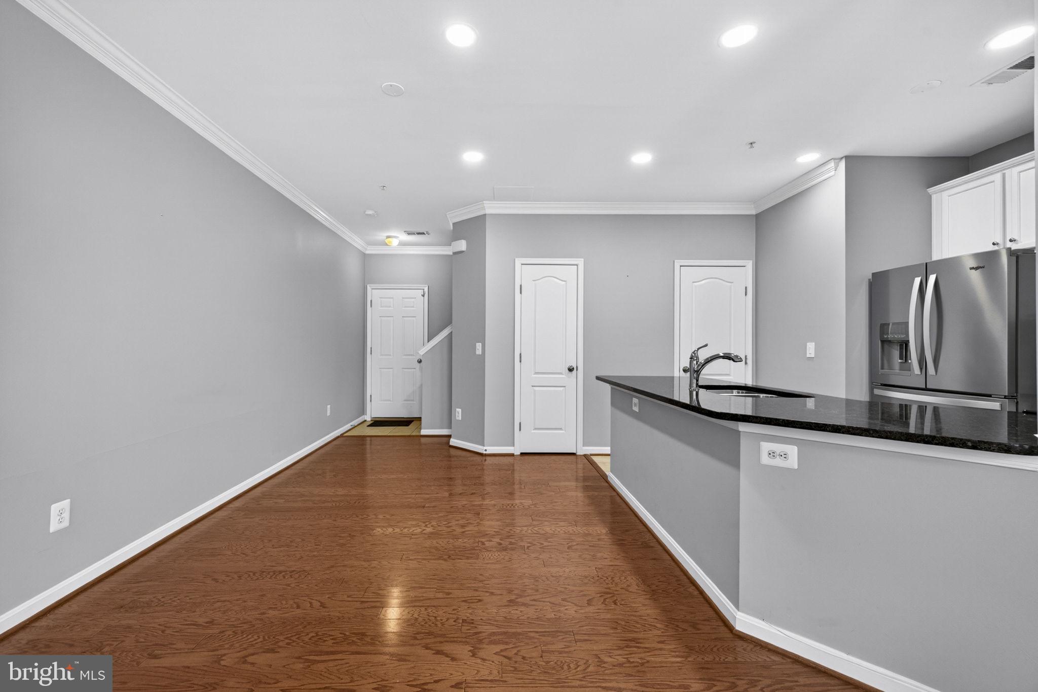 19464 PROMENADE DRIVE