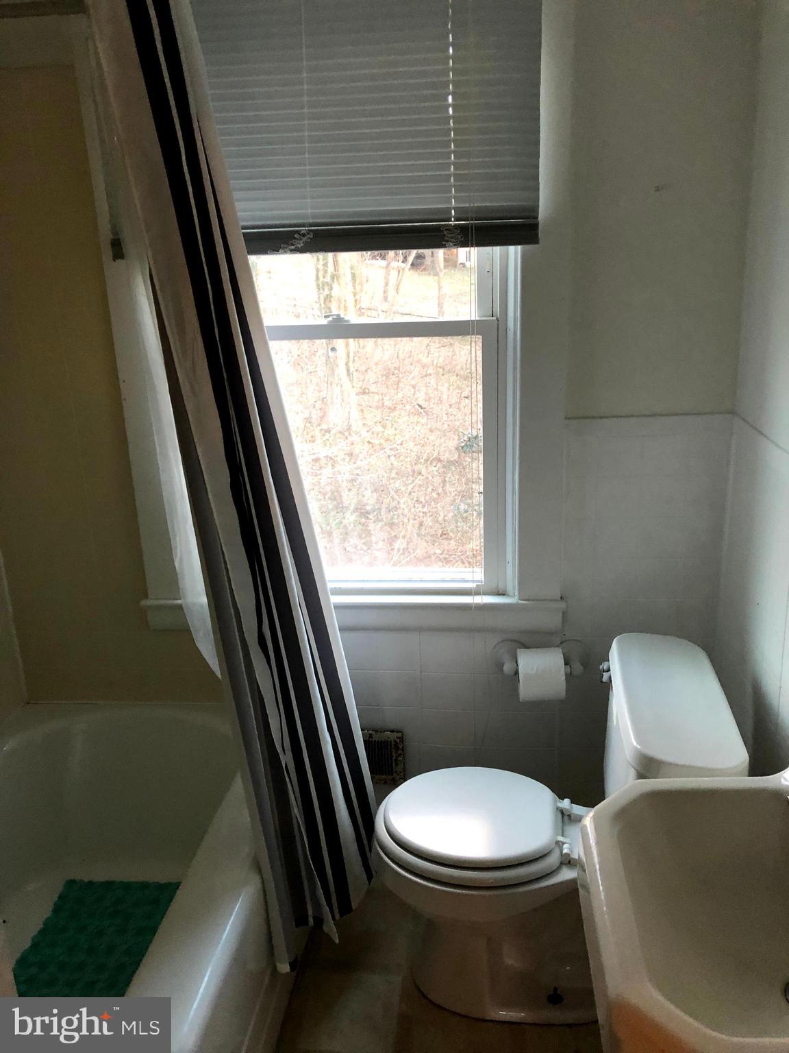 SEVERNA PARK - Residential Lease