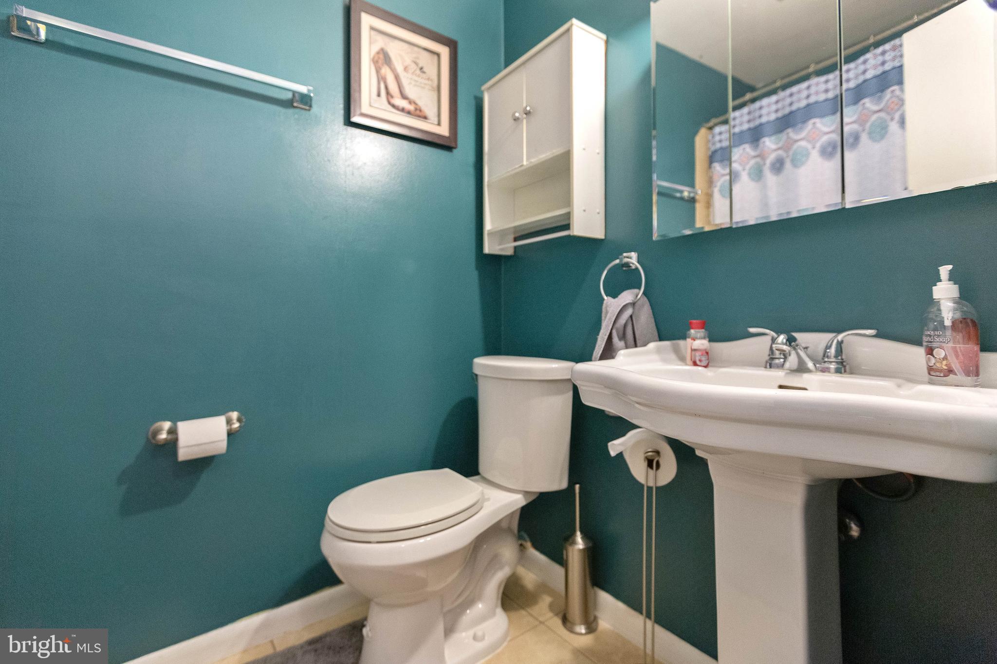 HUNTING RIDGE CONDOMINIUM - Residential