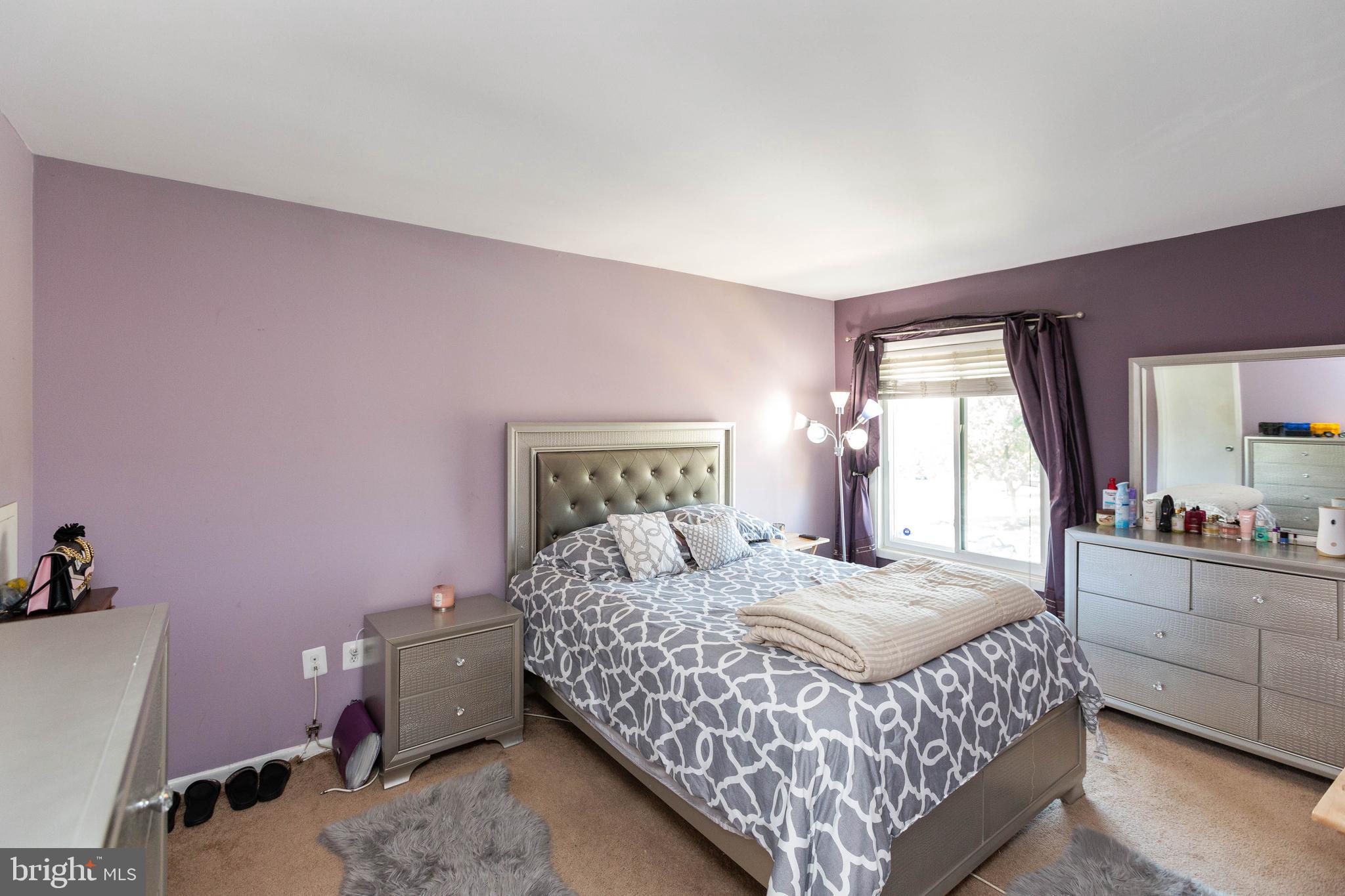 HUNTING RIDGE CONDOMINIUM - Residential