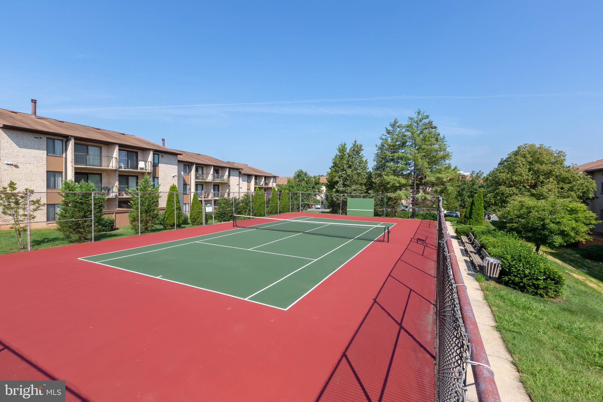 HUNTING RIDGE CONDOMINIUM - Residential