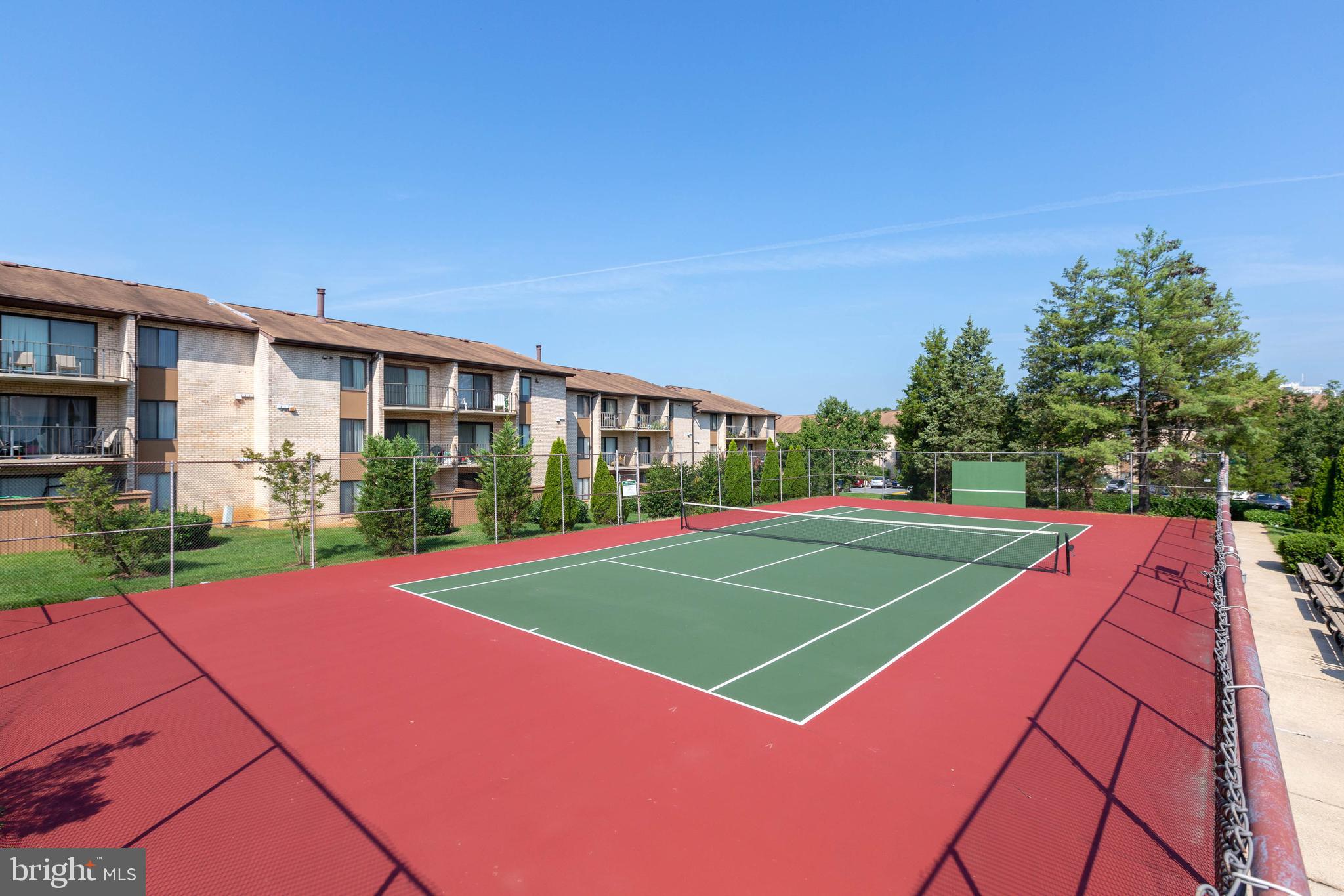 HUNTING RIDGE CONDOMINIUM - Residential