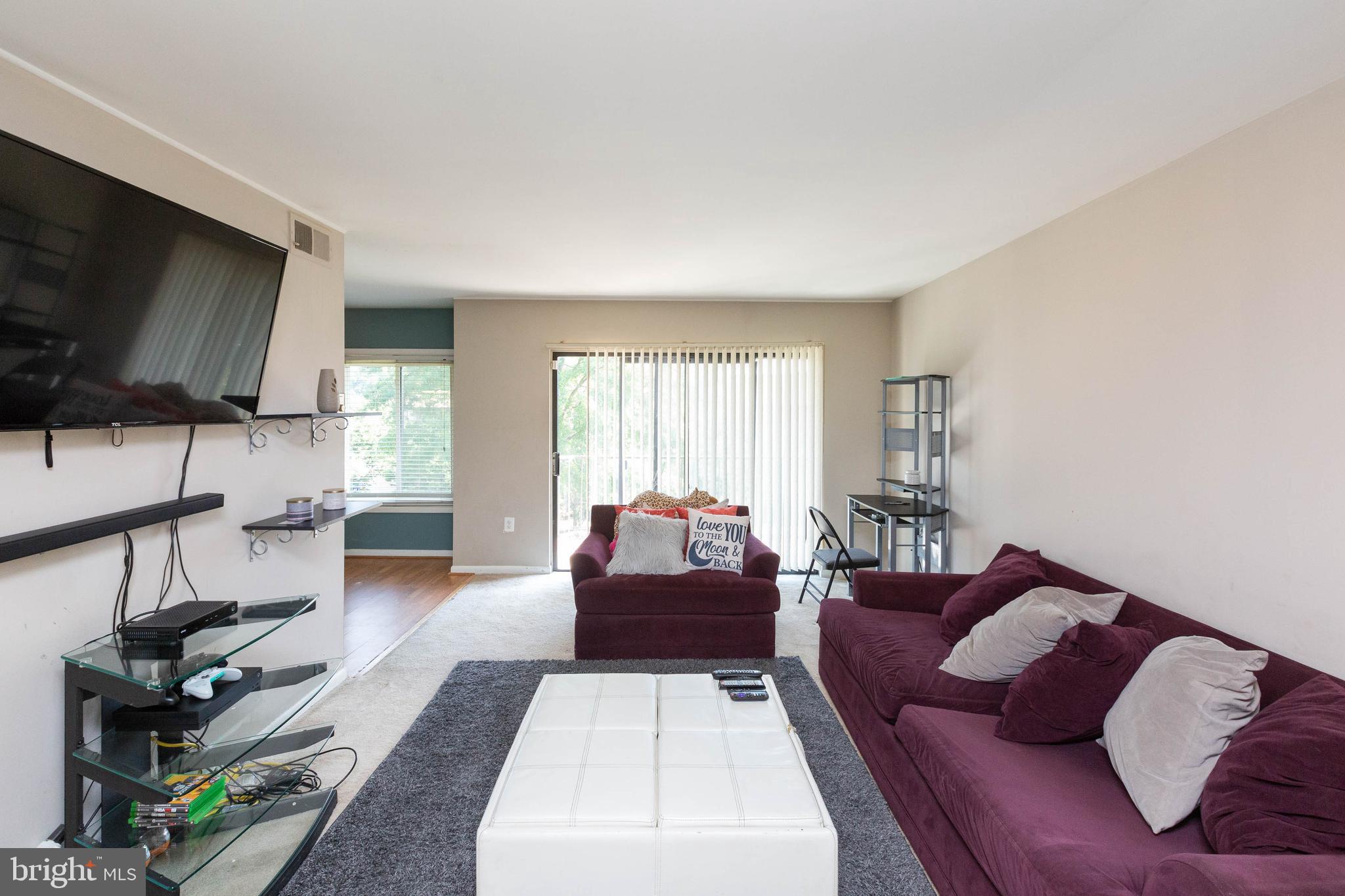 HUNTING RIDGE CONDOMINIUM - Residential