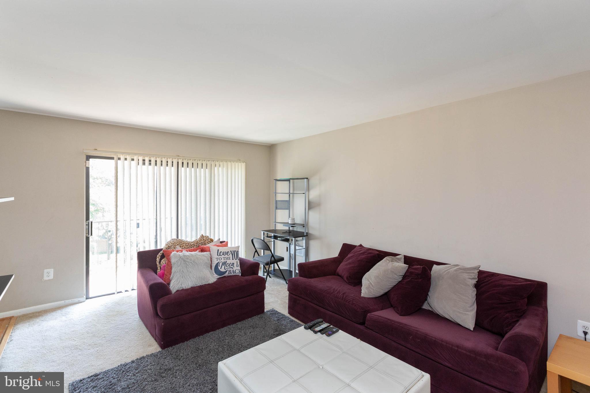 HUNTING RIDGE CONDOMINIUM - Residential