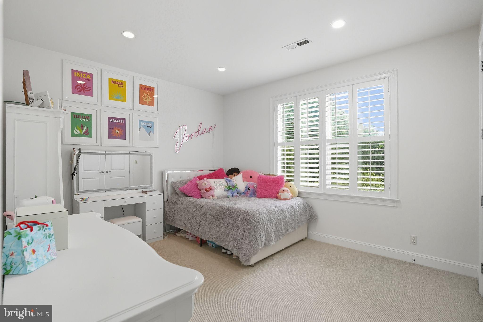 ENCLAVE AT WORCESTER - Residential