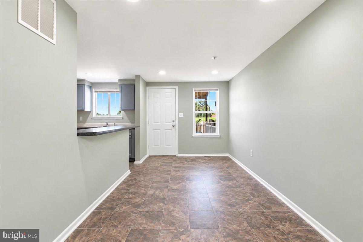 3426 ROUND ROAD