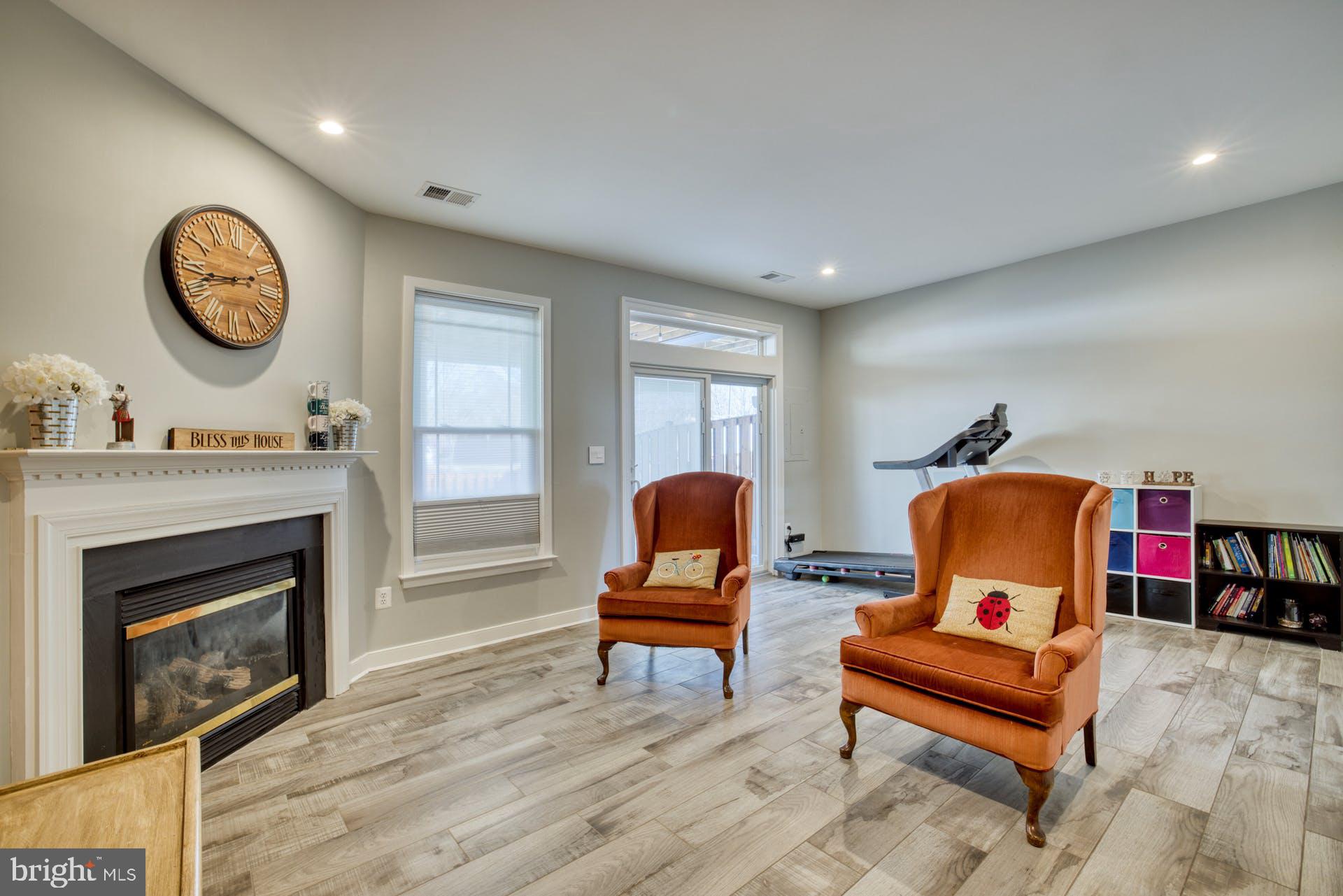 POTOMAC STATION - Residential