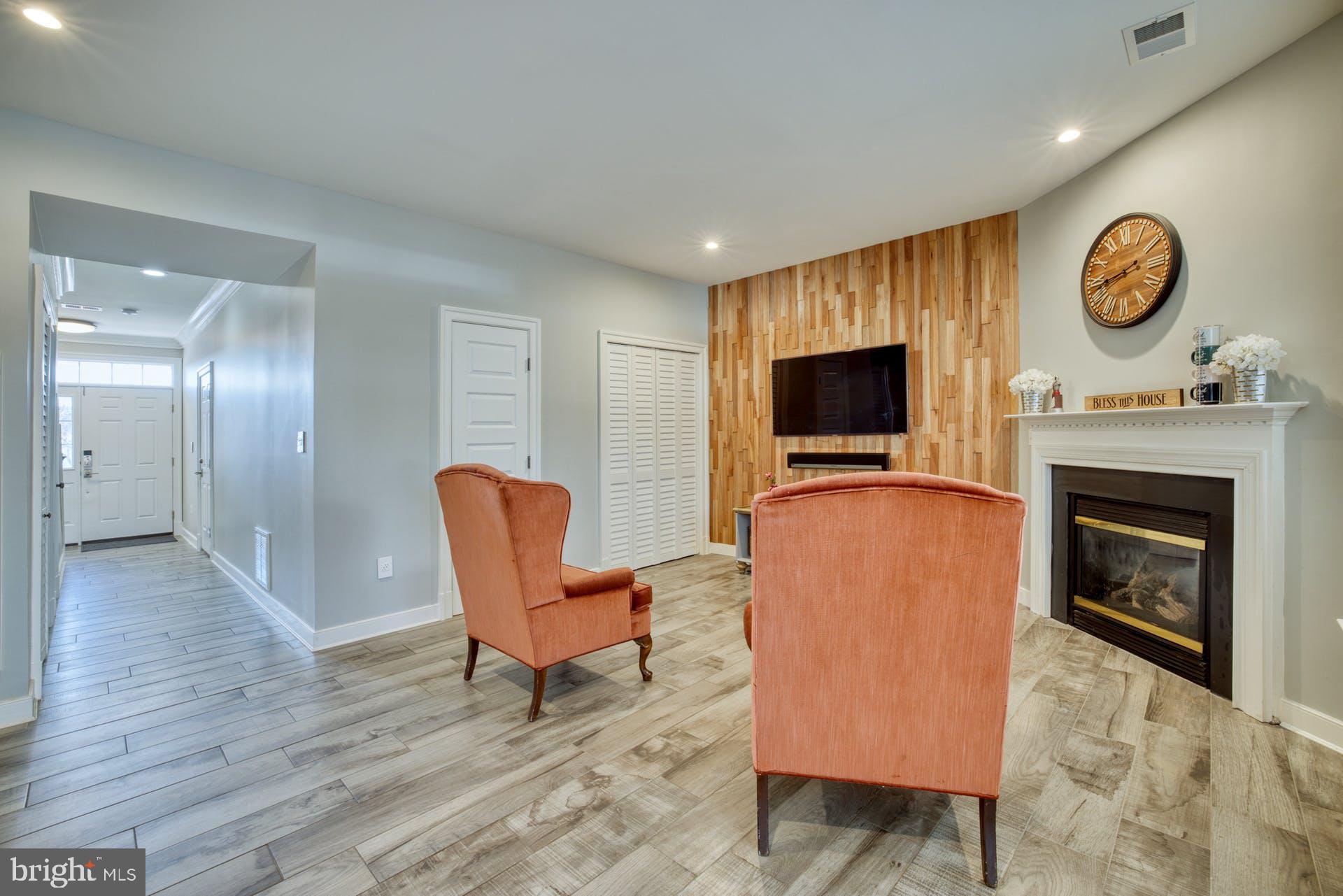 POTOMAC STATION - Residential