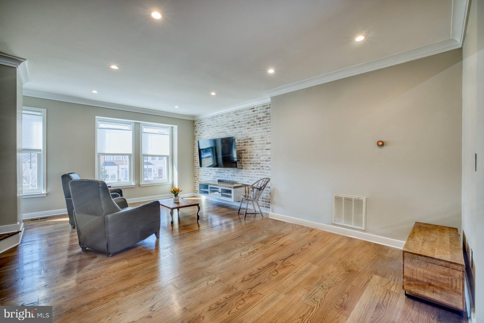 POTOMAC STATION - Residential