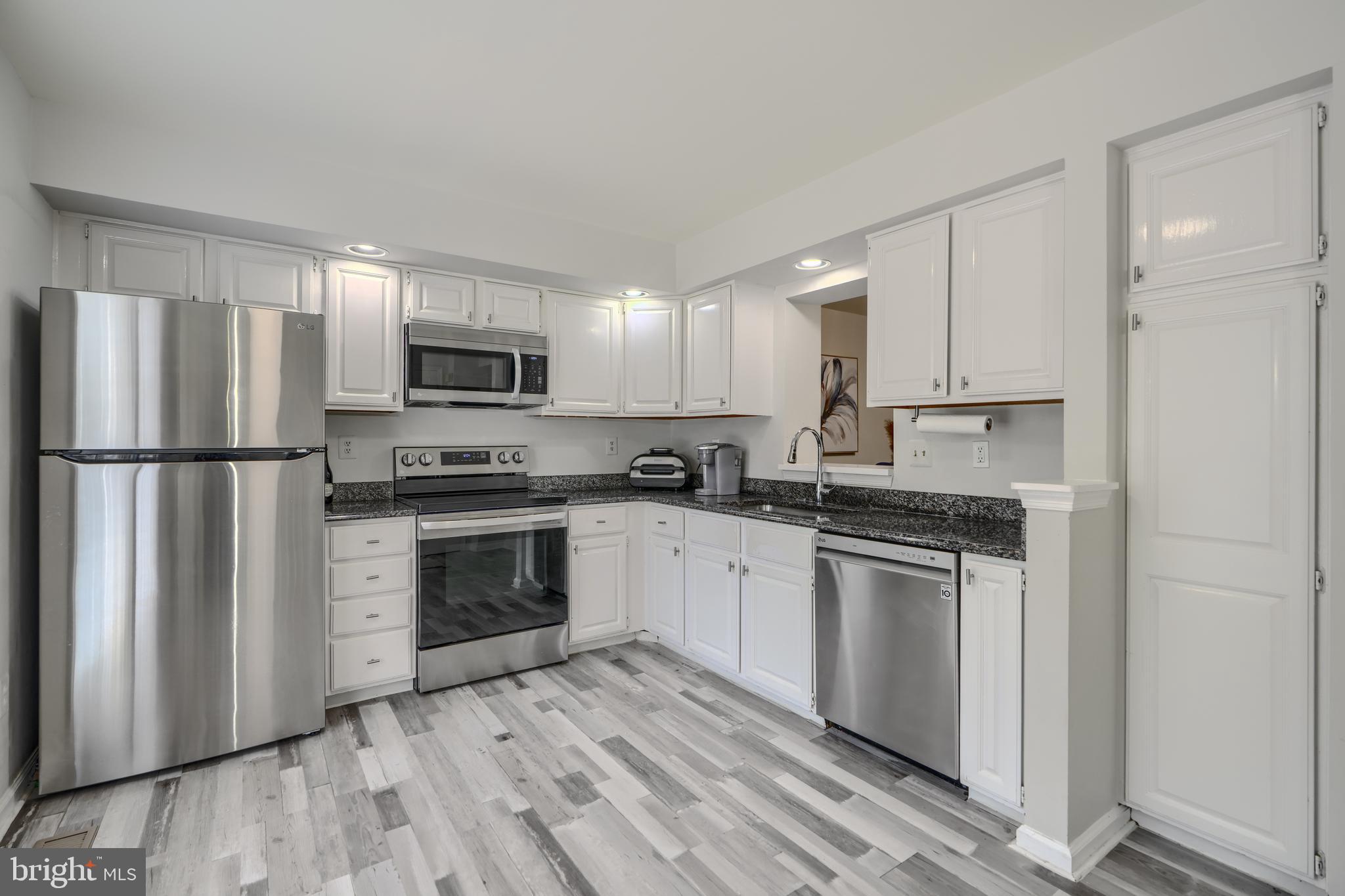 608 BUDLEIGH CIRCLE