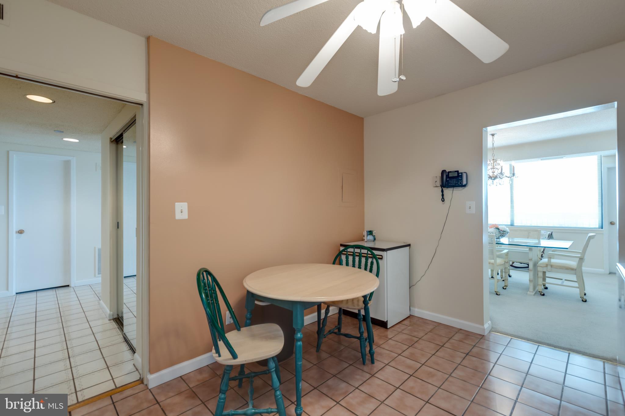 SKYLINE HOUSE - Residential