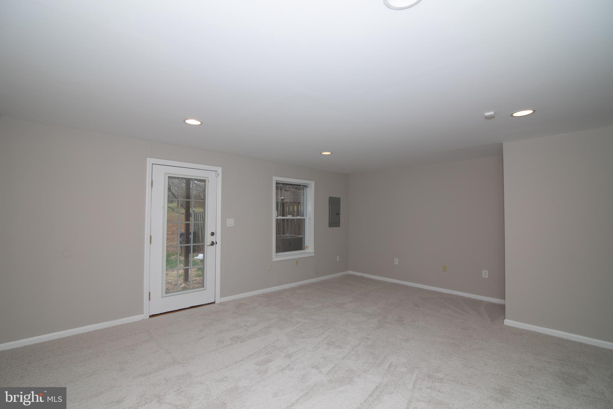 MONTCLAIR - Residential