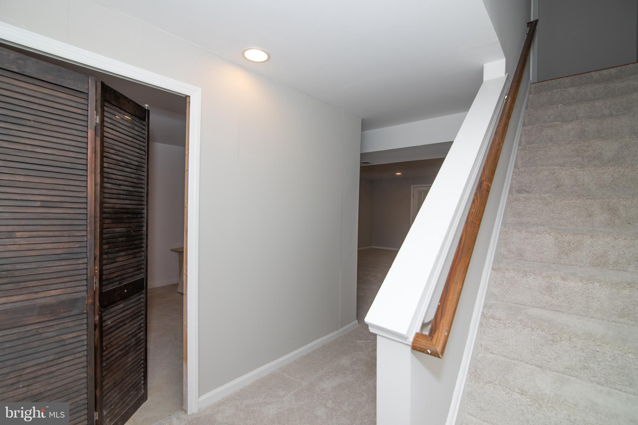 MONTCLAIR - Residential