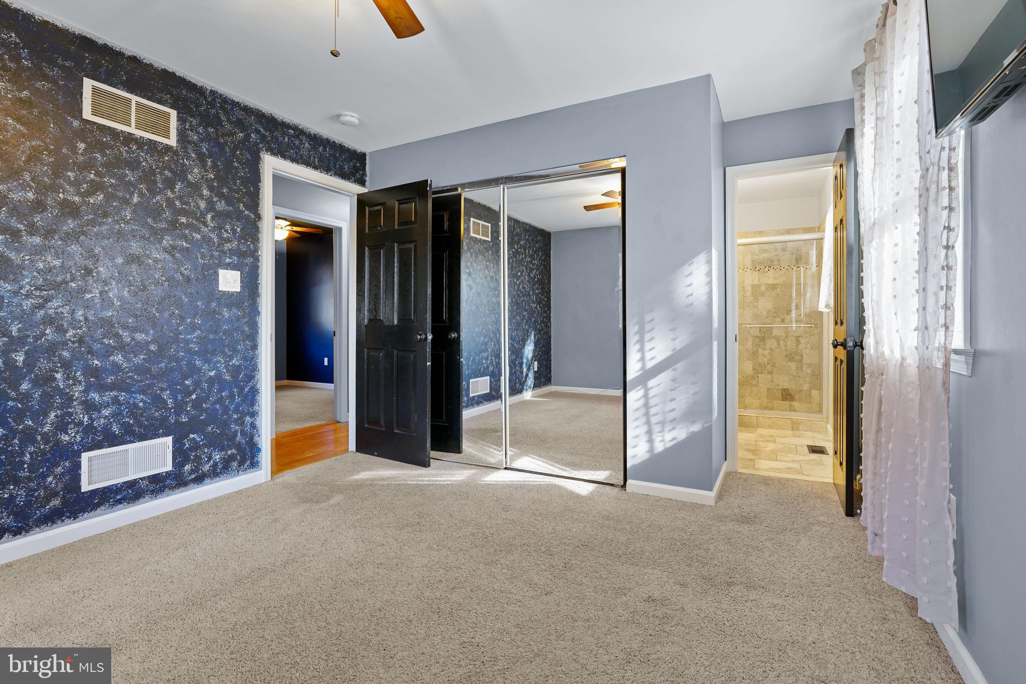 DELAPLAINE MANOR - Residential