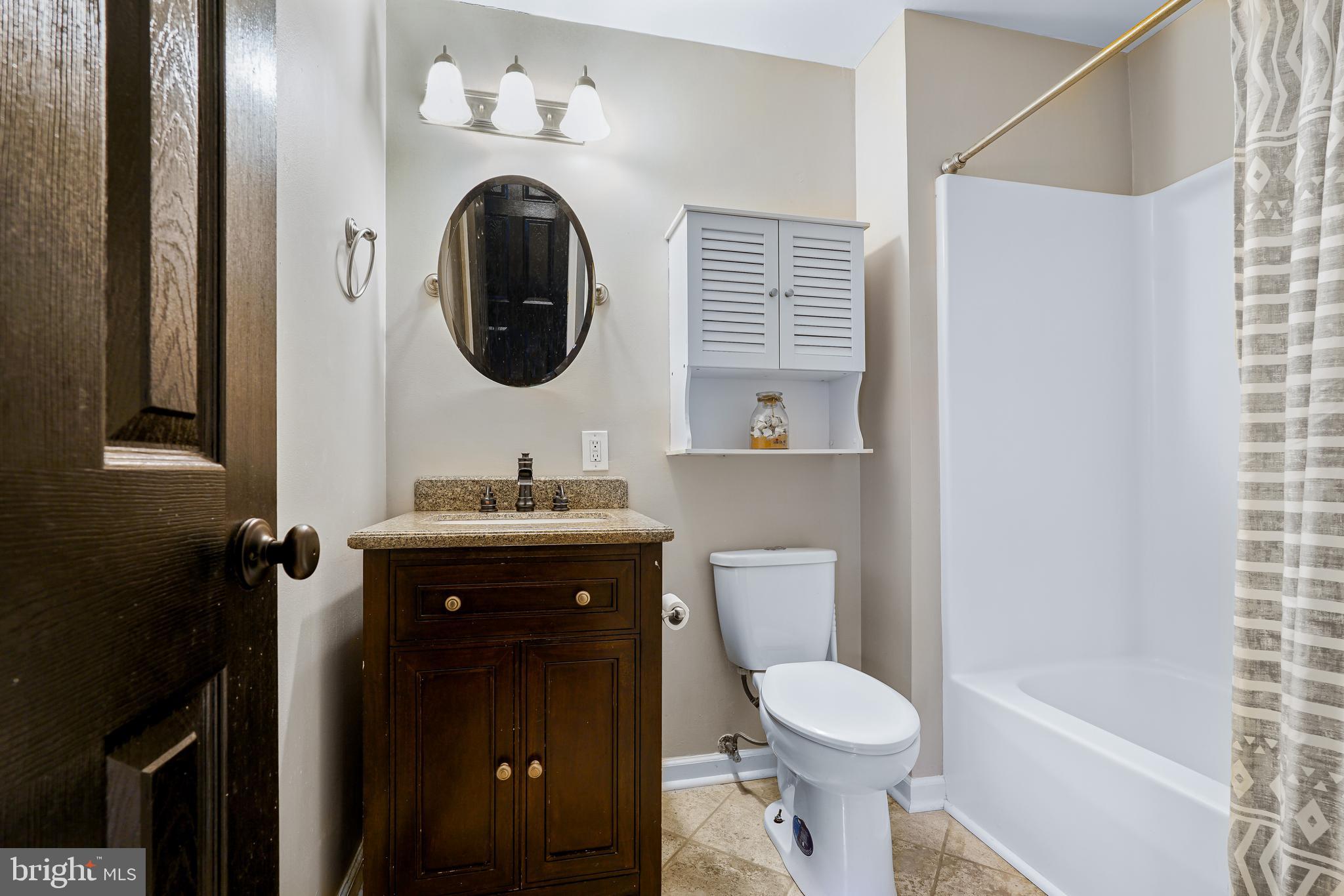 DELAPLAINE MANOR - Residential