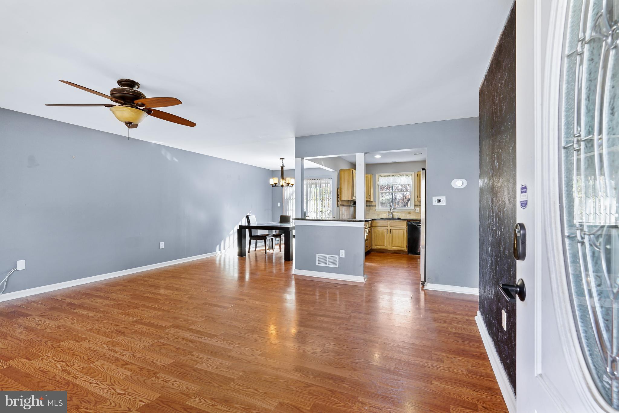 DELAPLAINE MANOR - Residential