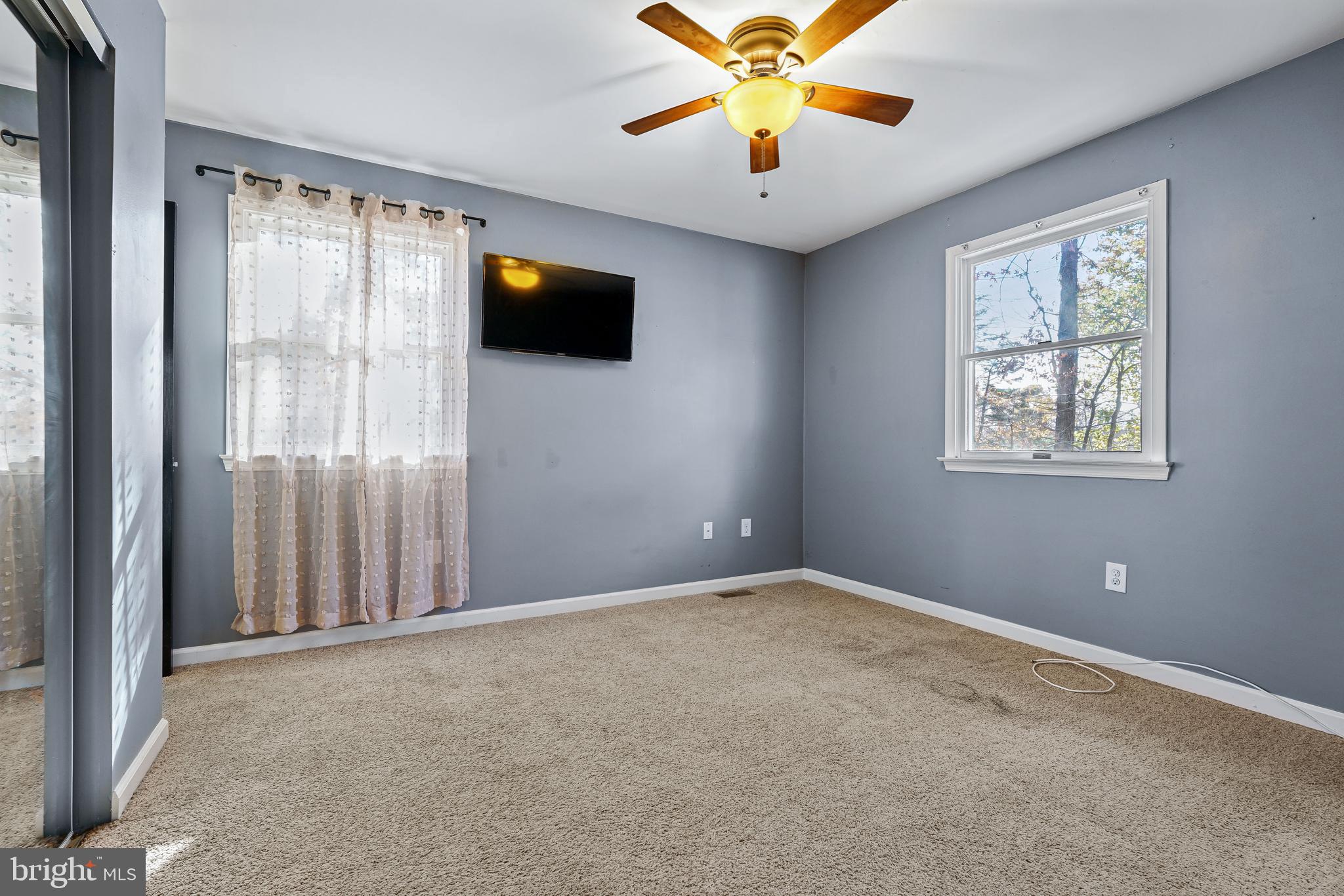 DELAPLAINE MANOR - Residential