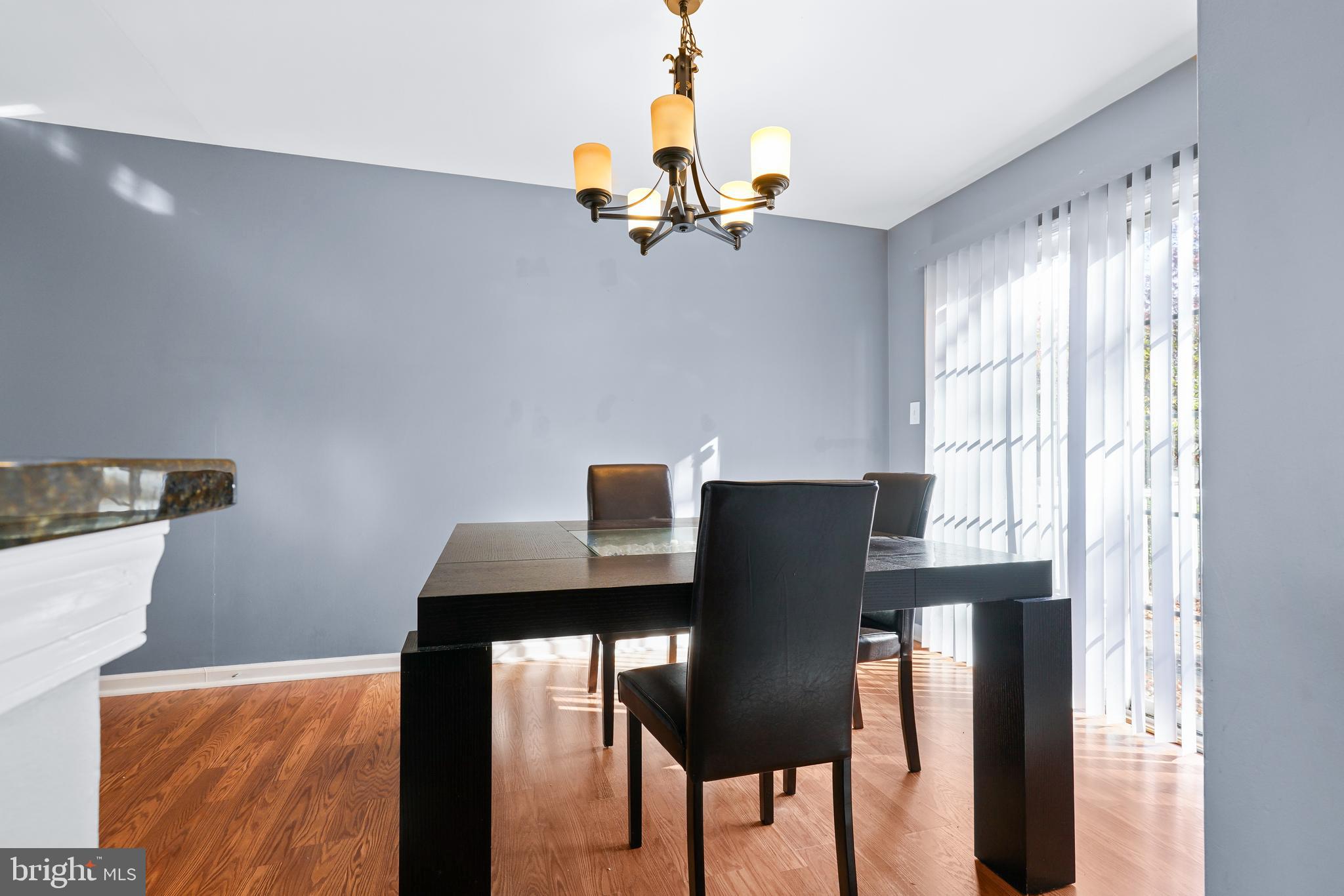 DELAPLAINE MANOR - Residential